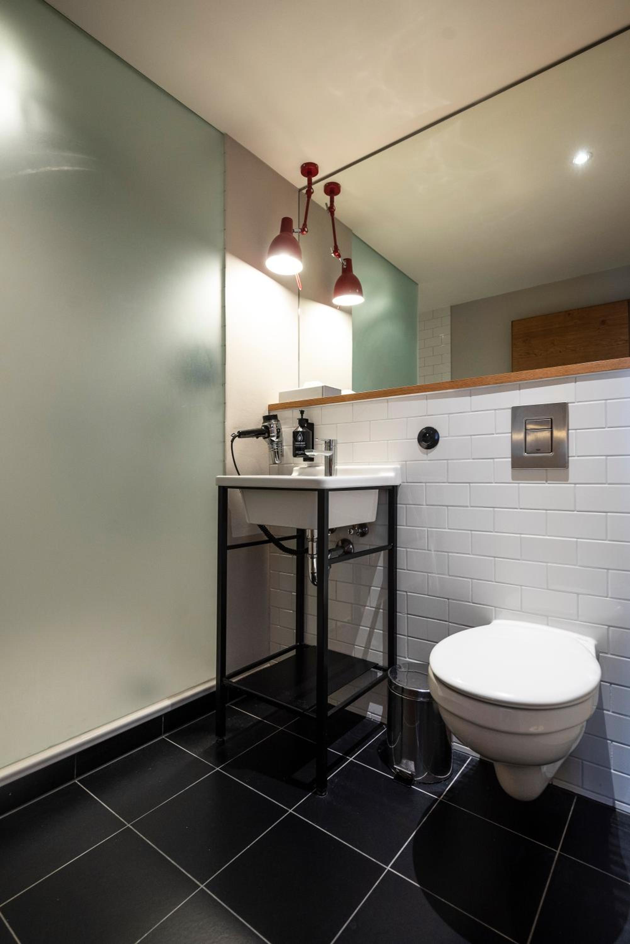 penta Standard Double or Twin Room - Photo 3