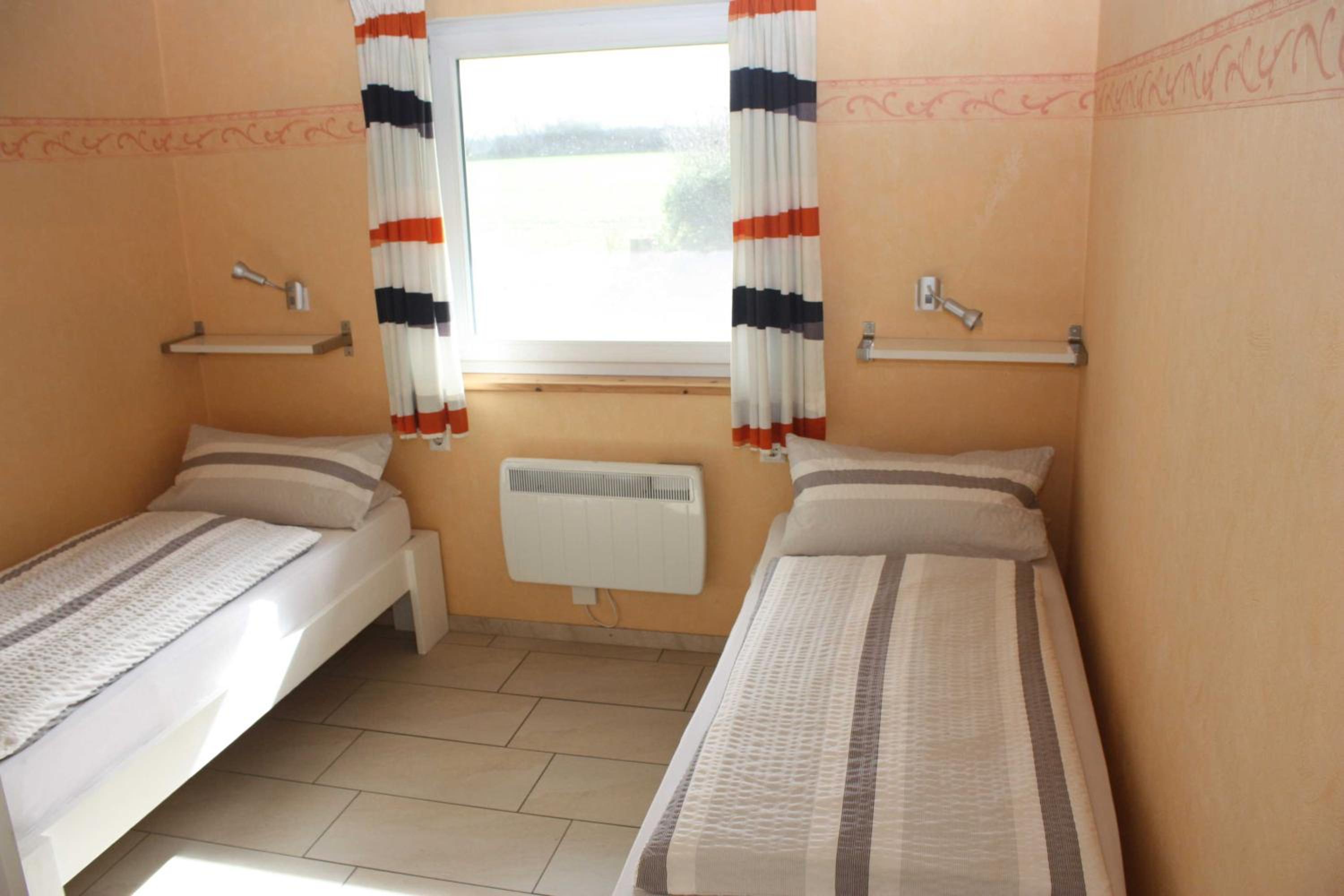 Two-Bedroom House photo 2
