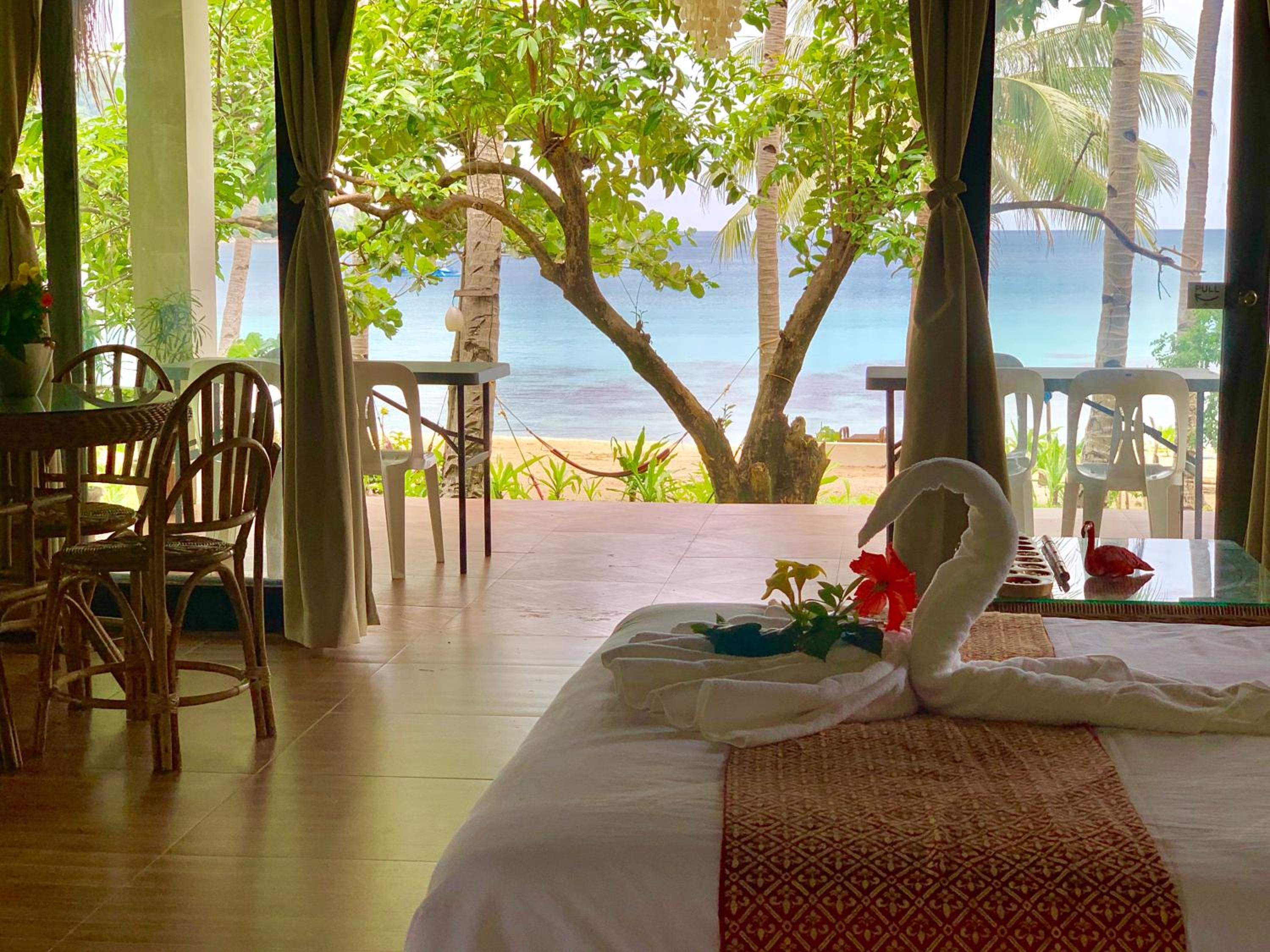 Studio Villa - Beach Front - Photo 2