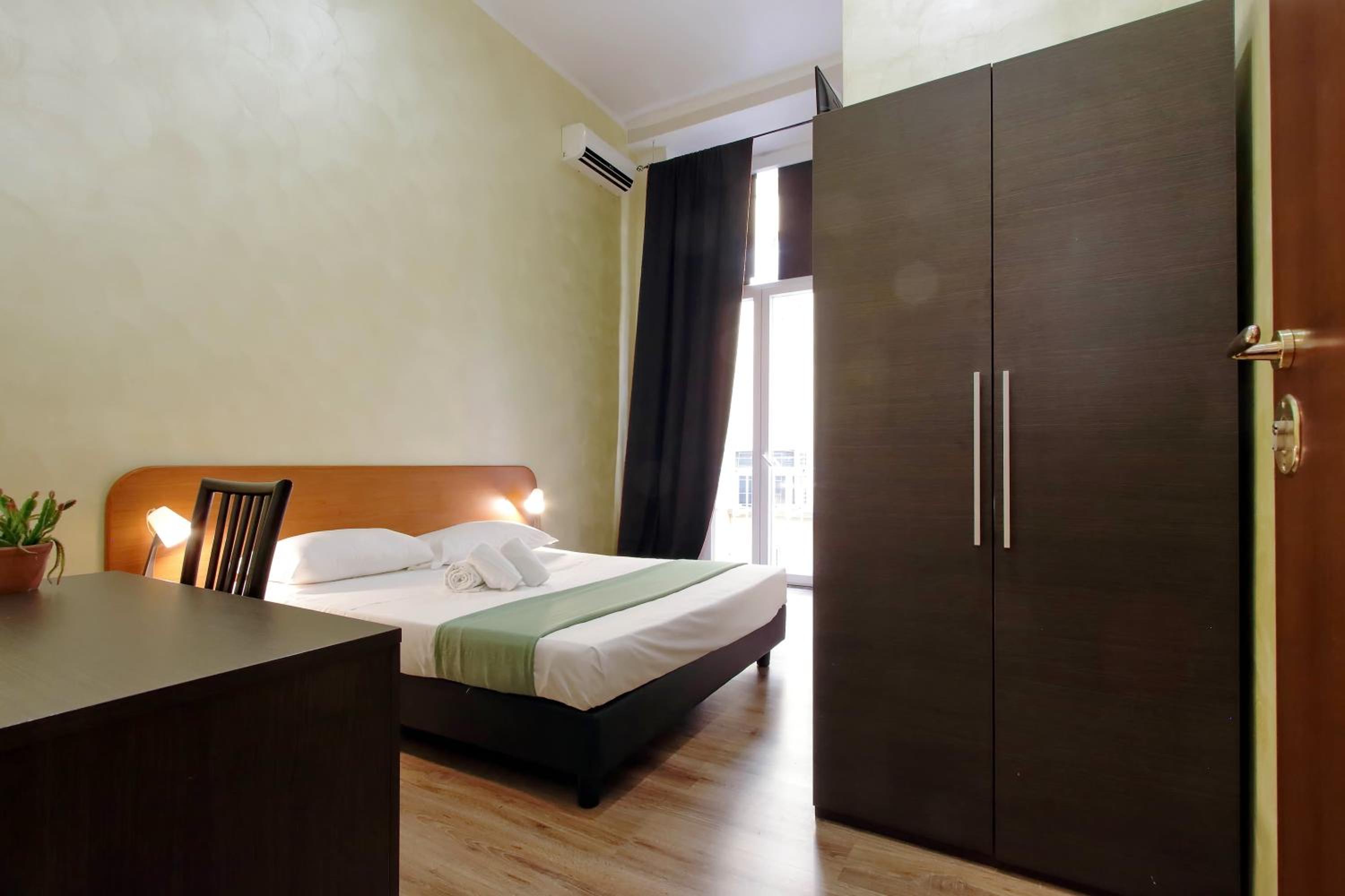 Double Room photo 3