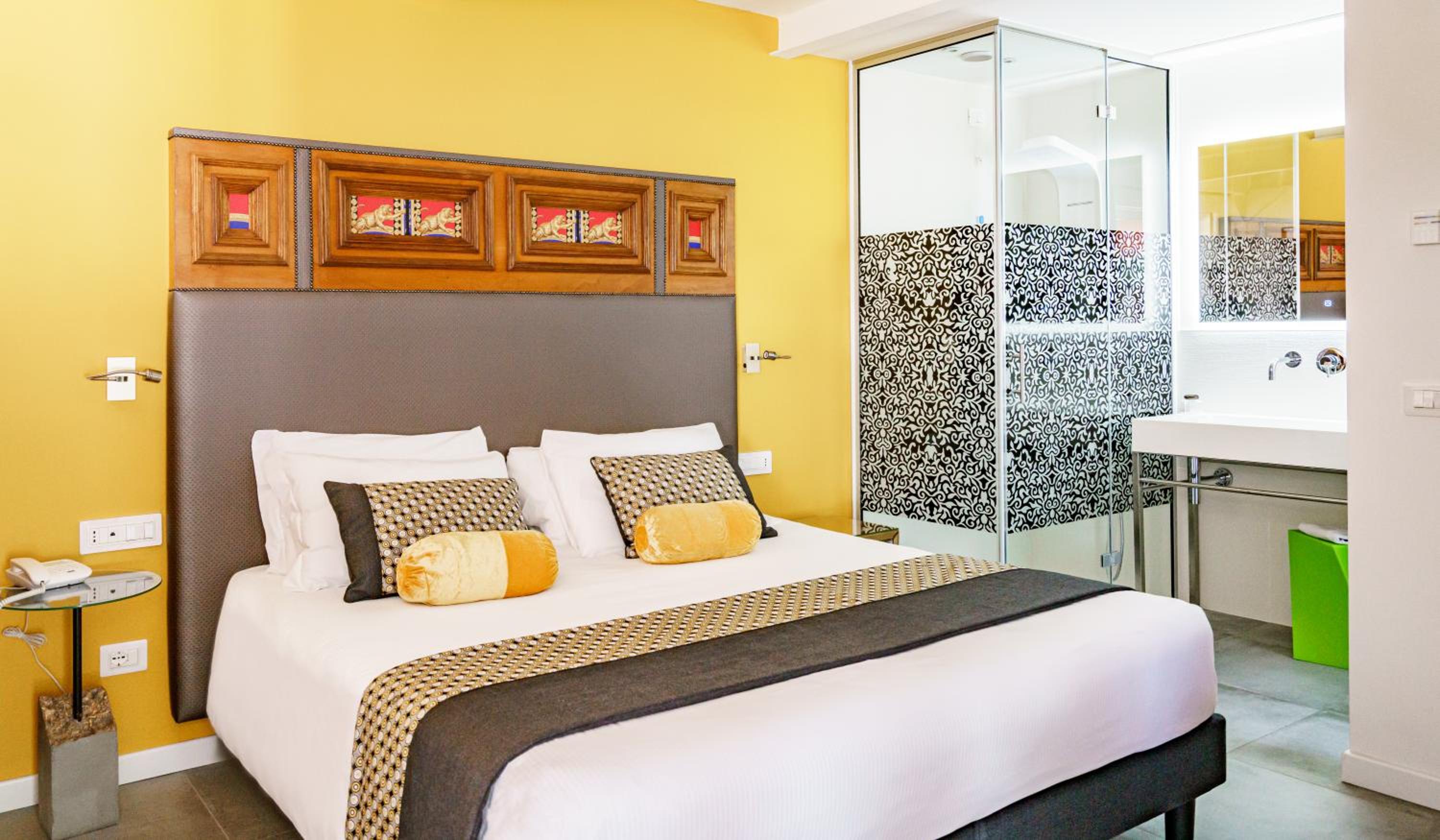 Superior Double or Twin Room with Terrace