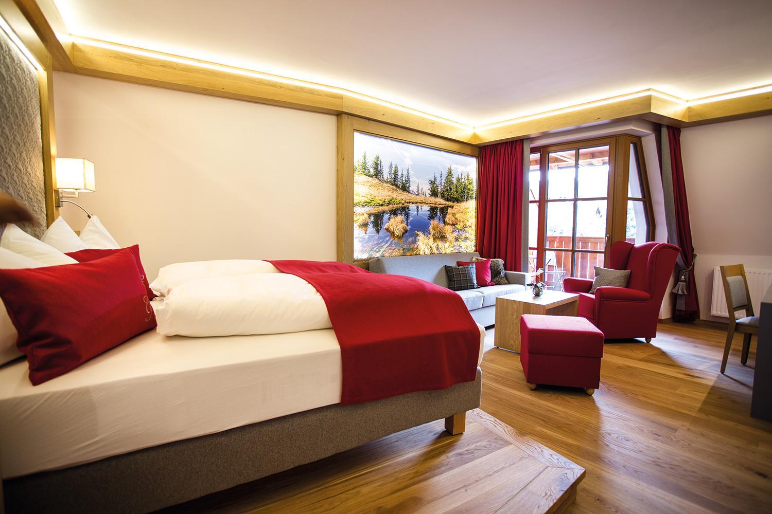 Deluxe Suite - Photo 3