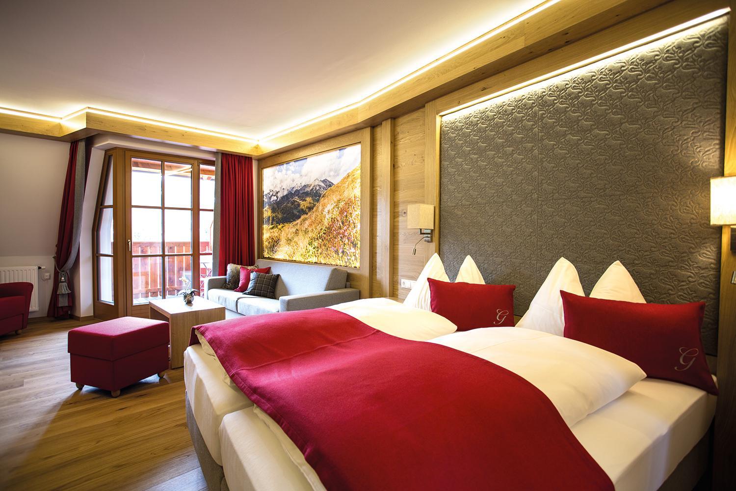 Deluxe Suite - Photo 1