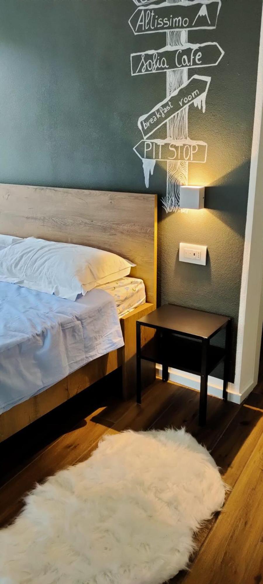 Quadruple Room - Photo 1
