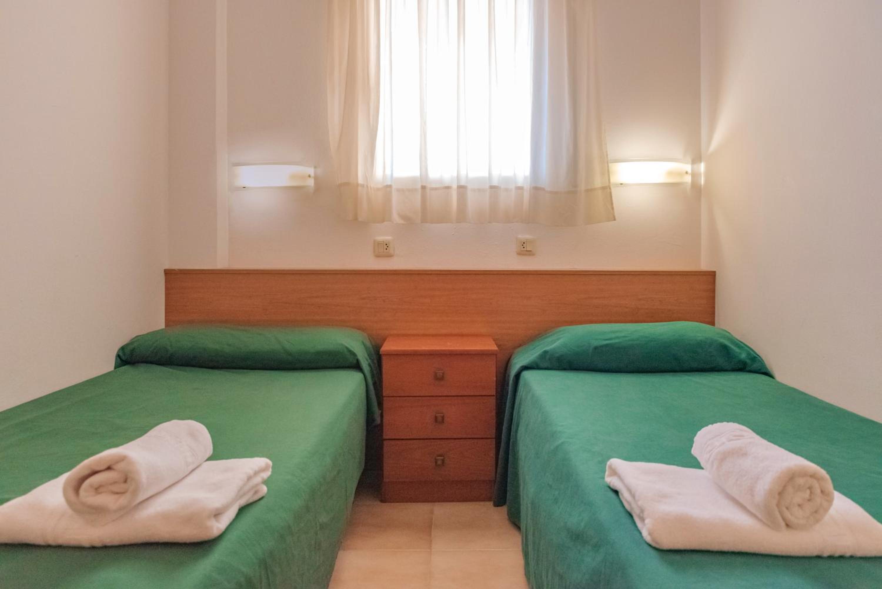 One-Bedroom Apartment (4 Adults) - Photo 18