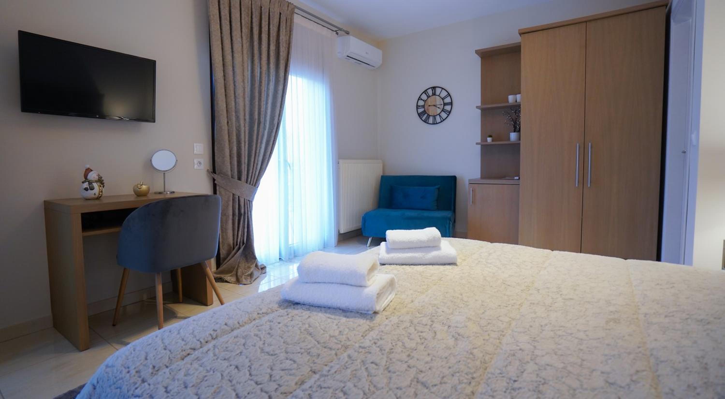 Superior Double Room - Photo 4
