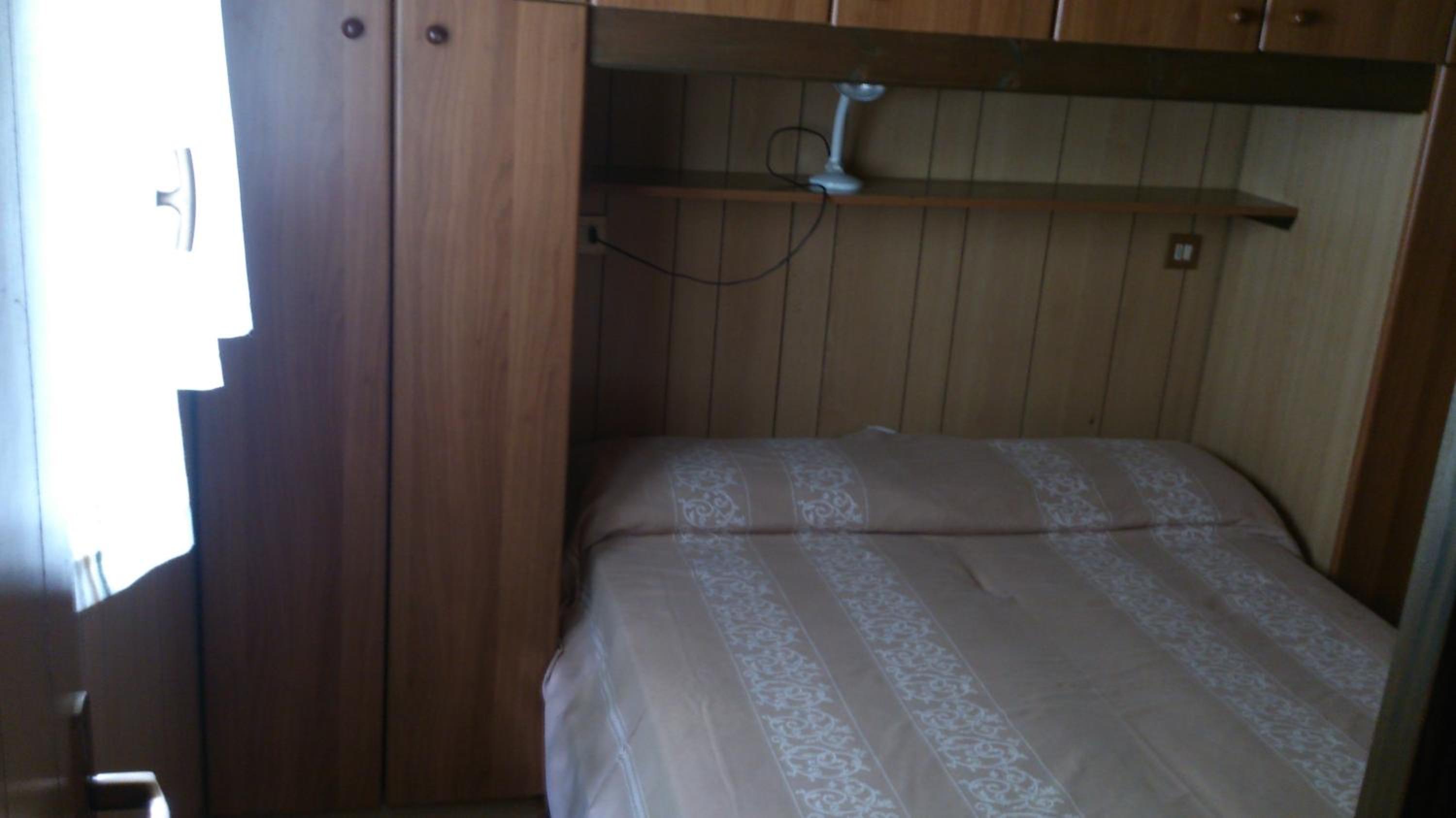 One-Bedroom Mobile Home with Terrace photo 1