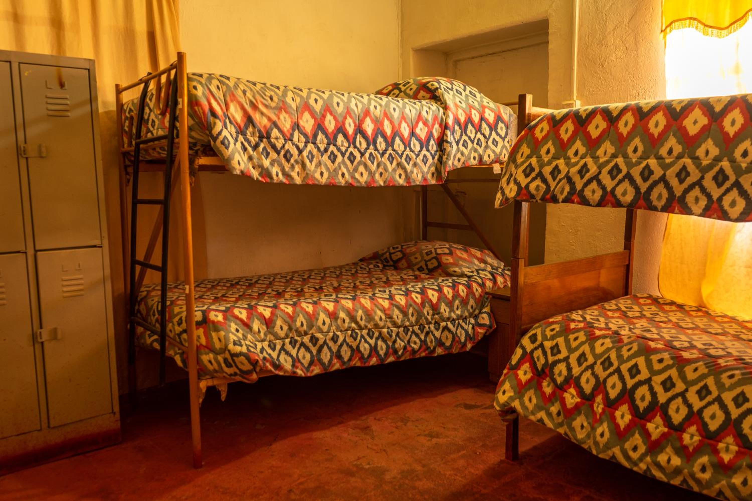Bed in 6-Bed Female Dormitory Room photo 2