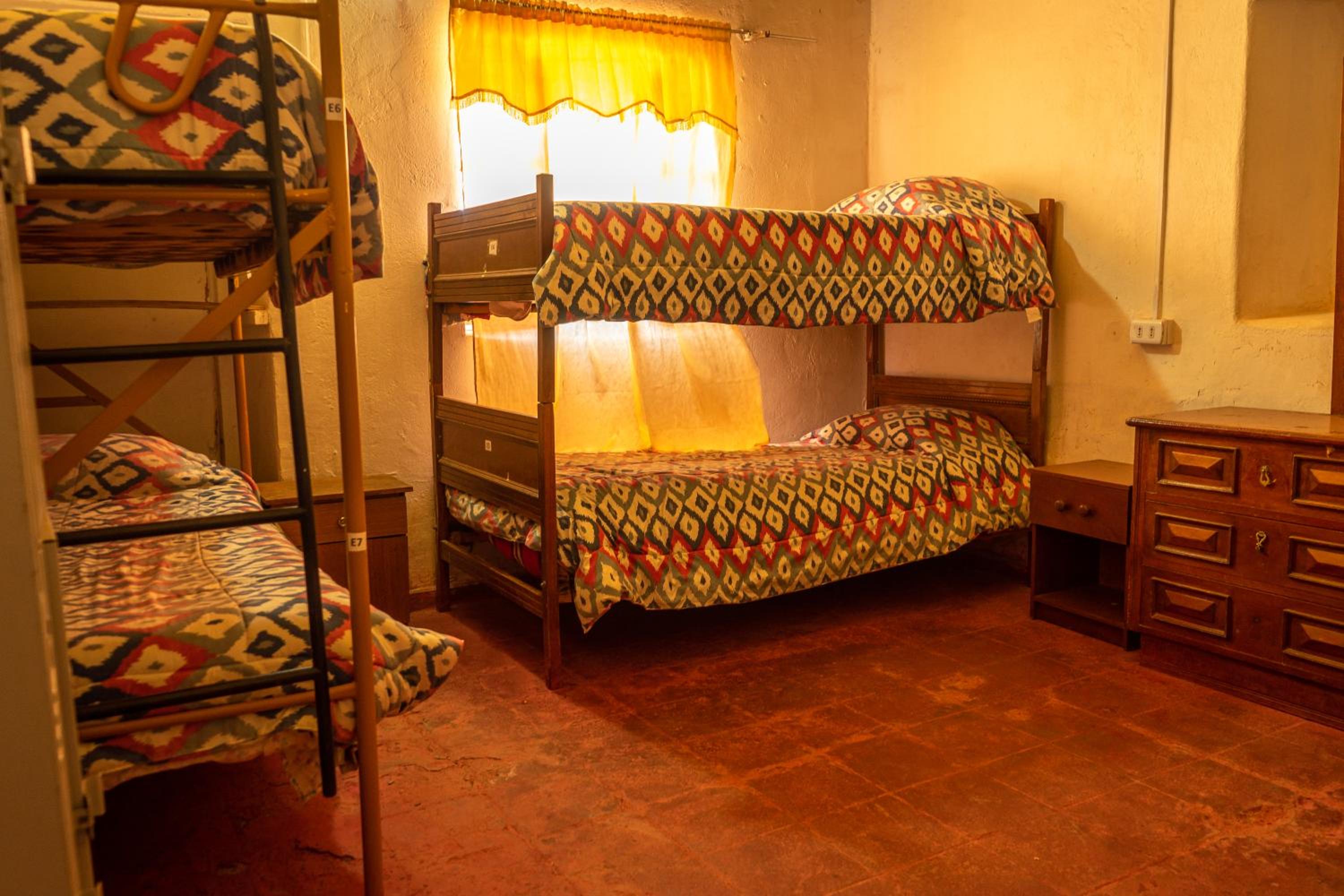 Bed in 6-Bed Female Dormitory Room photo 1