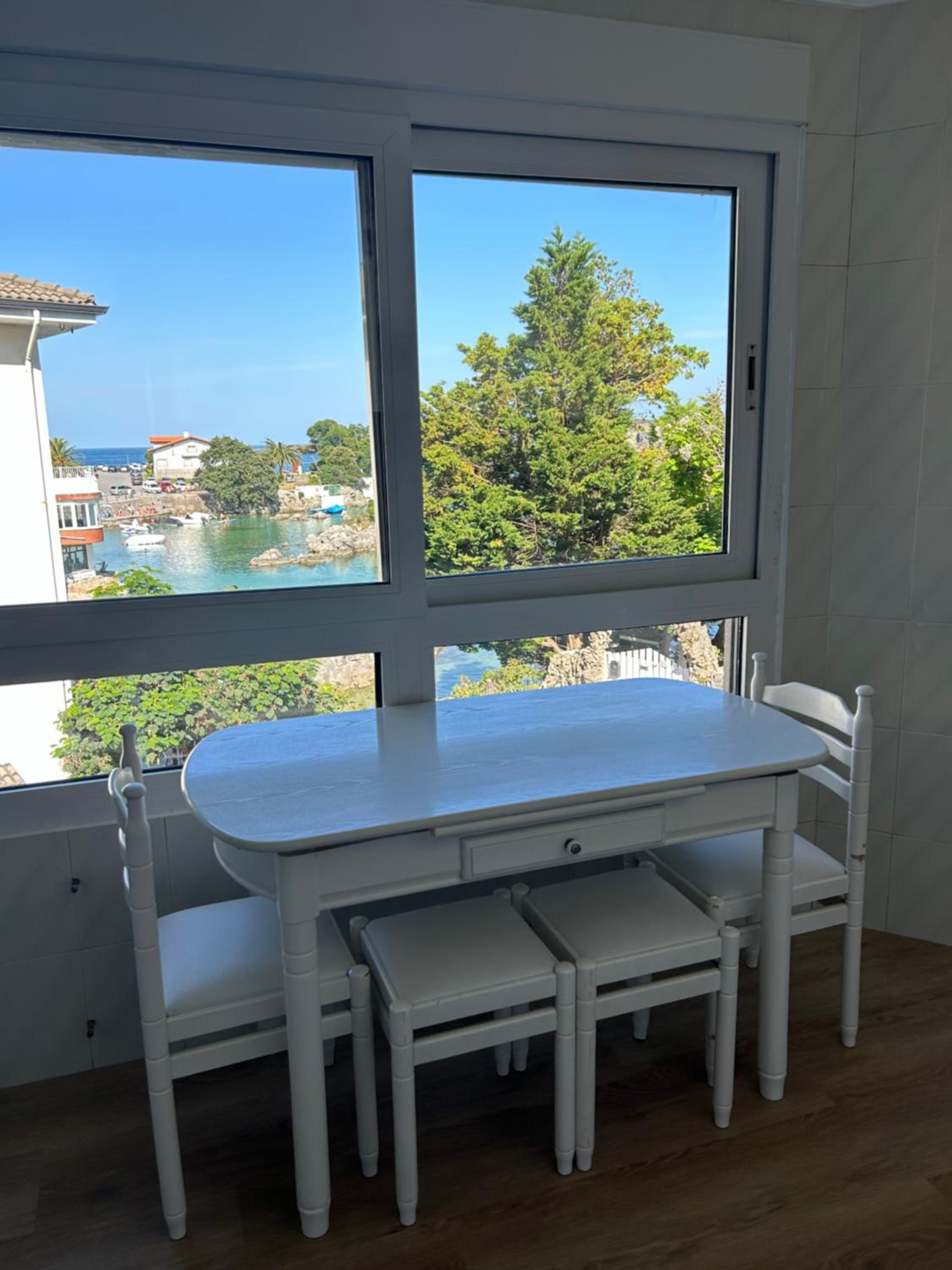 Two-Bedroom Apartment with Terrace and Sea View photo 1