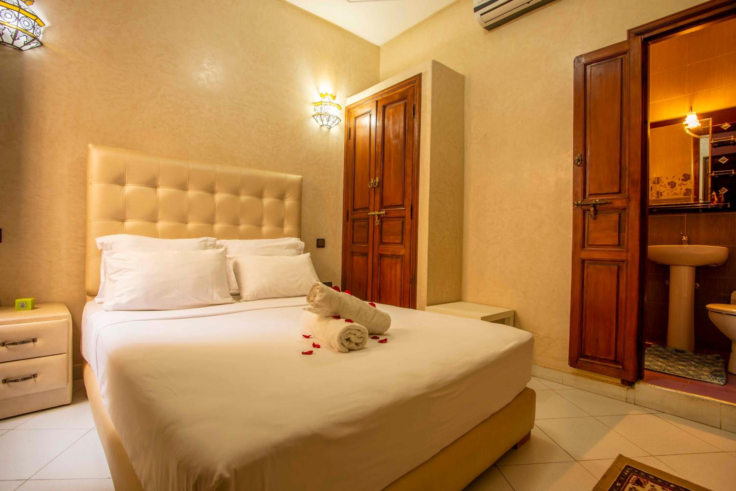 Double Room - Photo 4