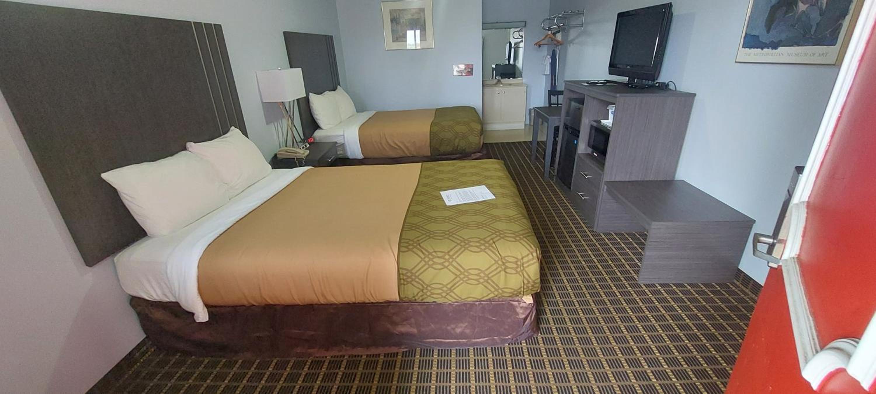 Double Room With Two Double Beds - Non-Smoking - Photo 4
