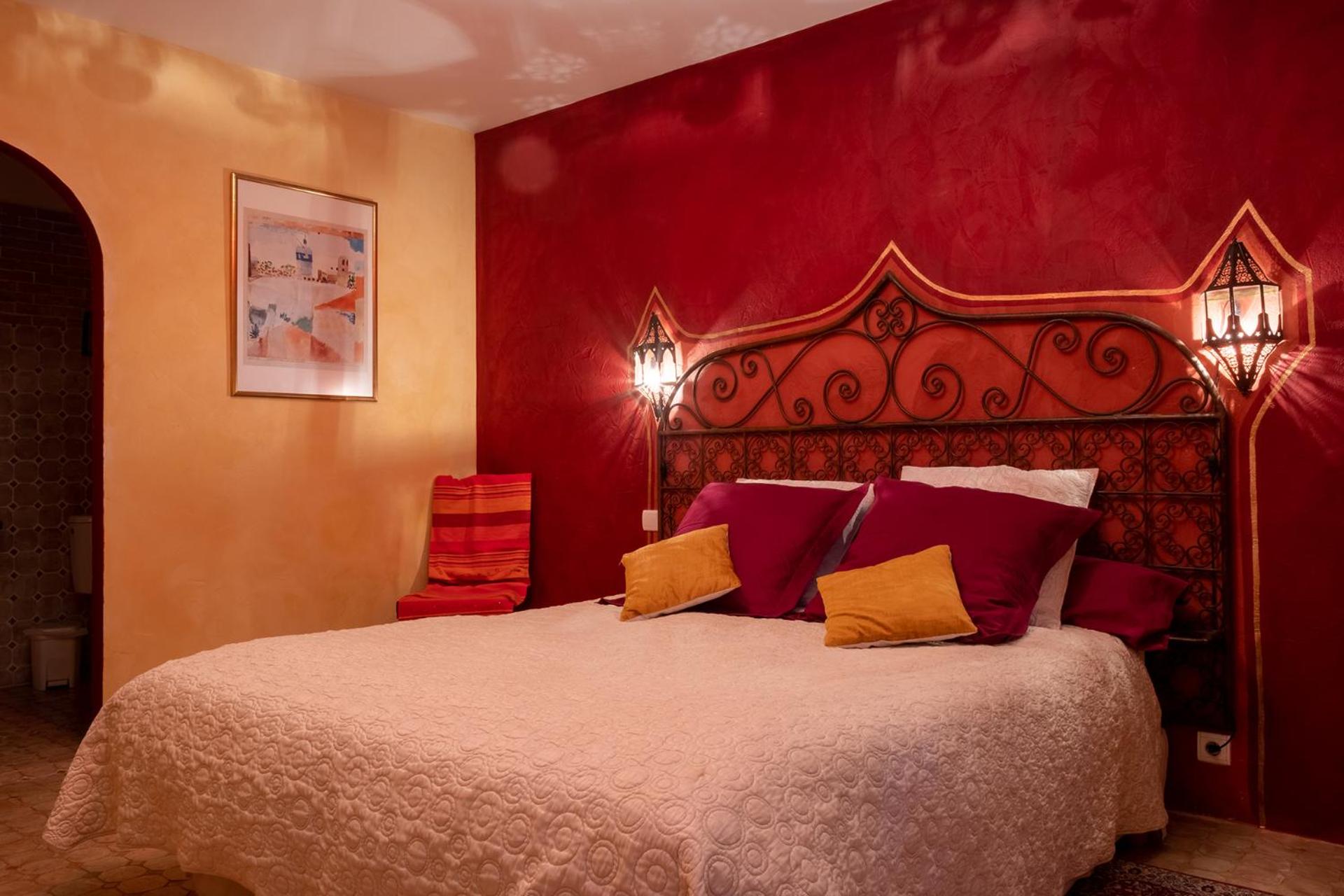 Double Room With Private Bathroom photo 1