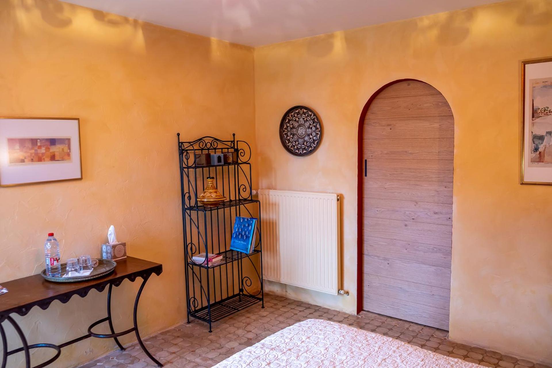 Double Room With Private Bathroom photo 2