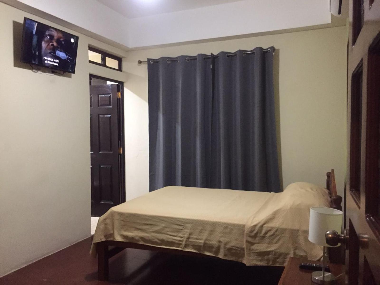 Double Room with Private Bathroom photo 1