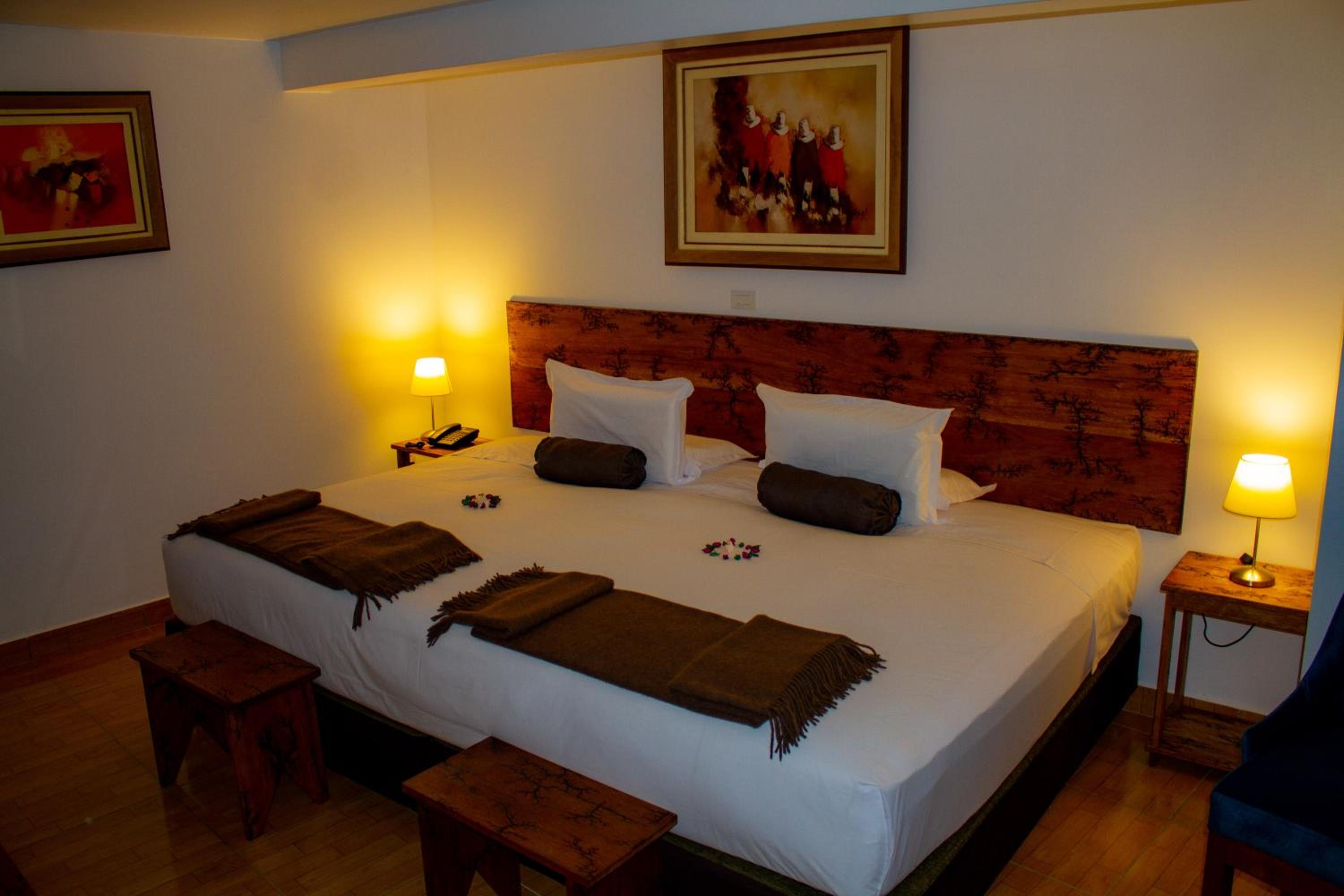 Superior King Room - Photo 37
