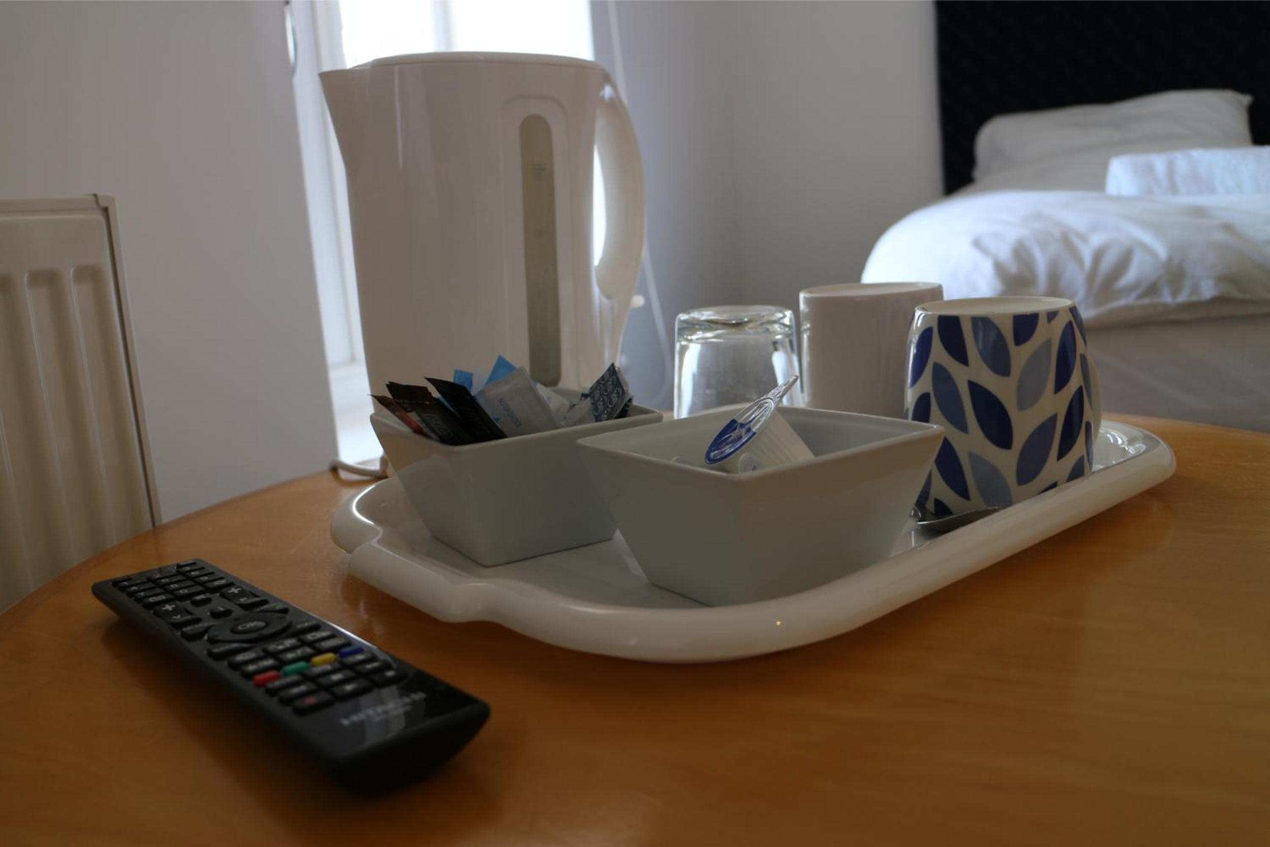 Double Room with Private Bathroom - Photo 23