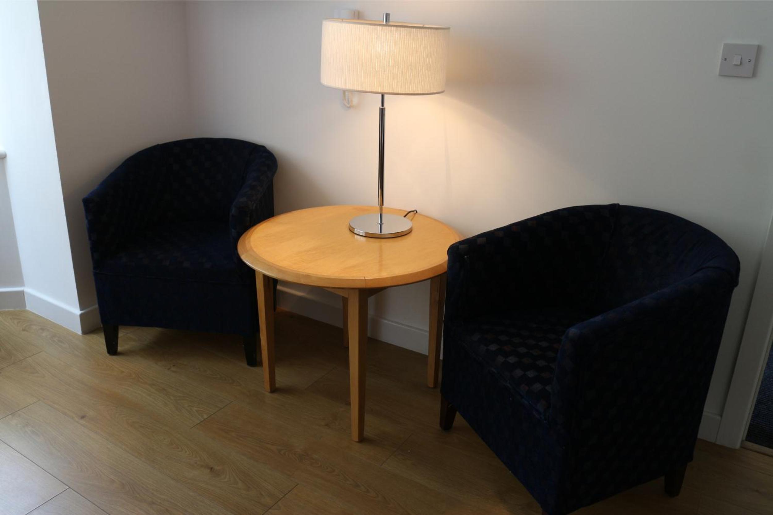 Double Room with Private Bathroom - Photo 3