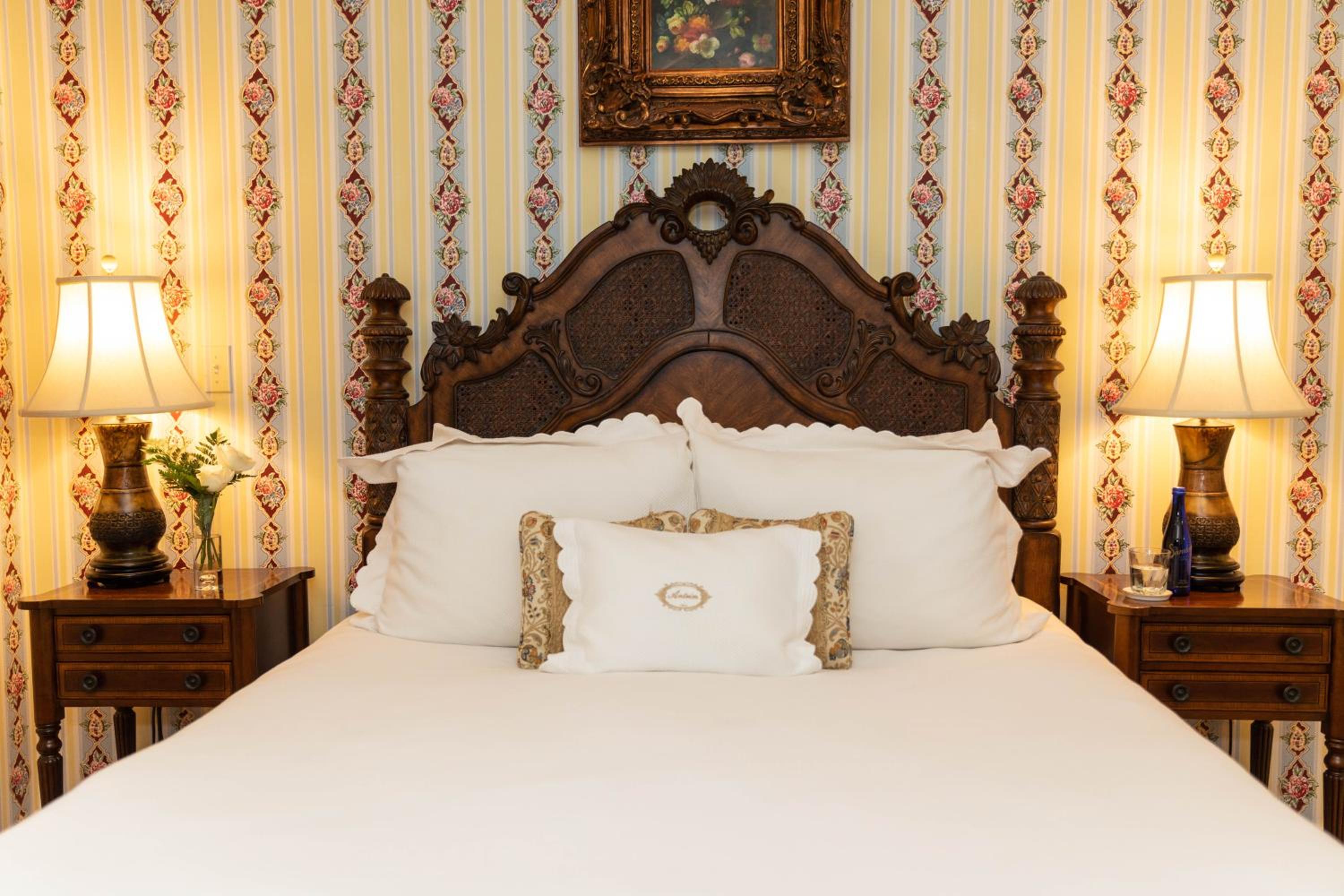 Queen Room photo 3