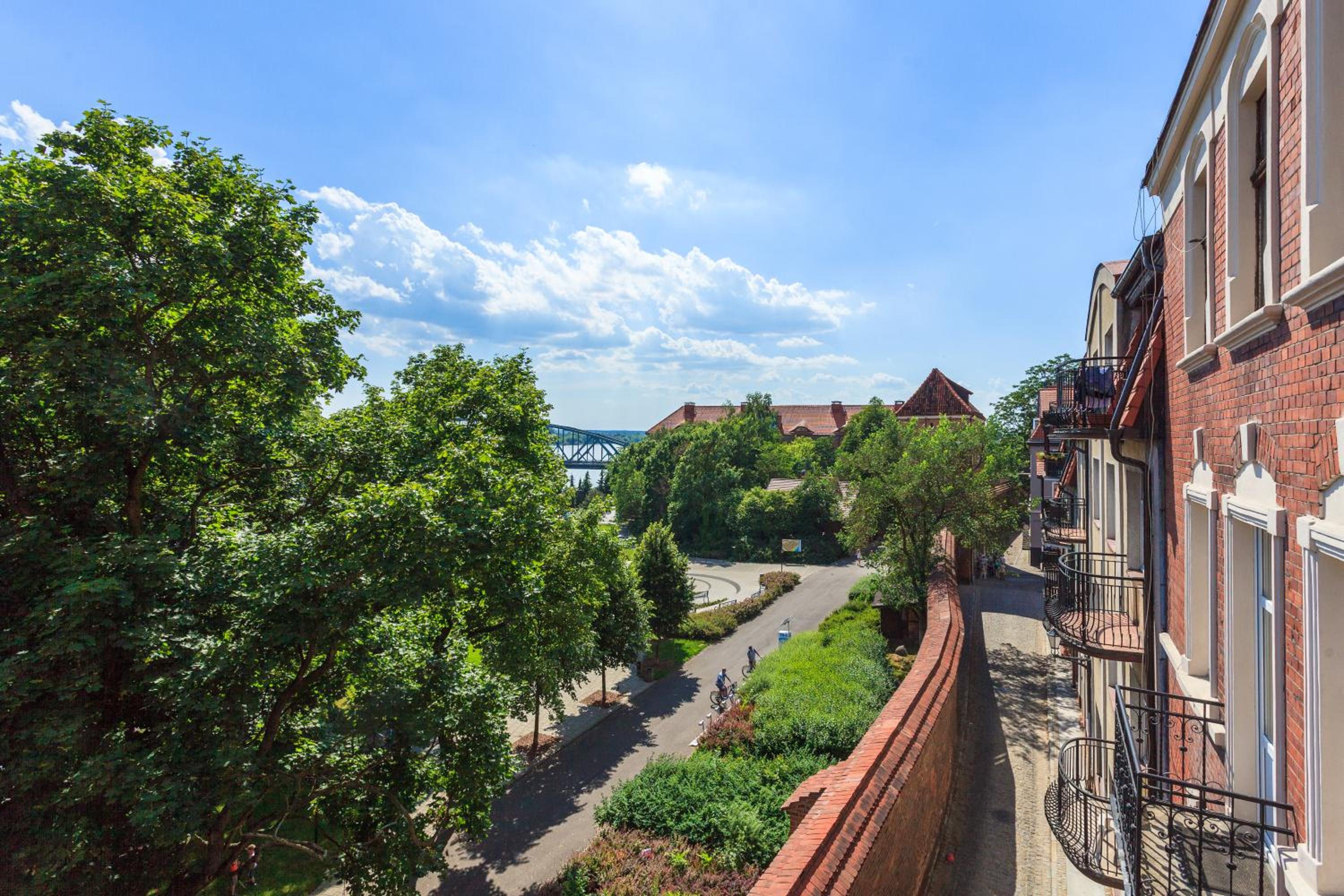 Deluxe Double Room with River View - Photo 8