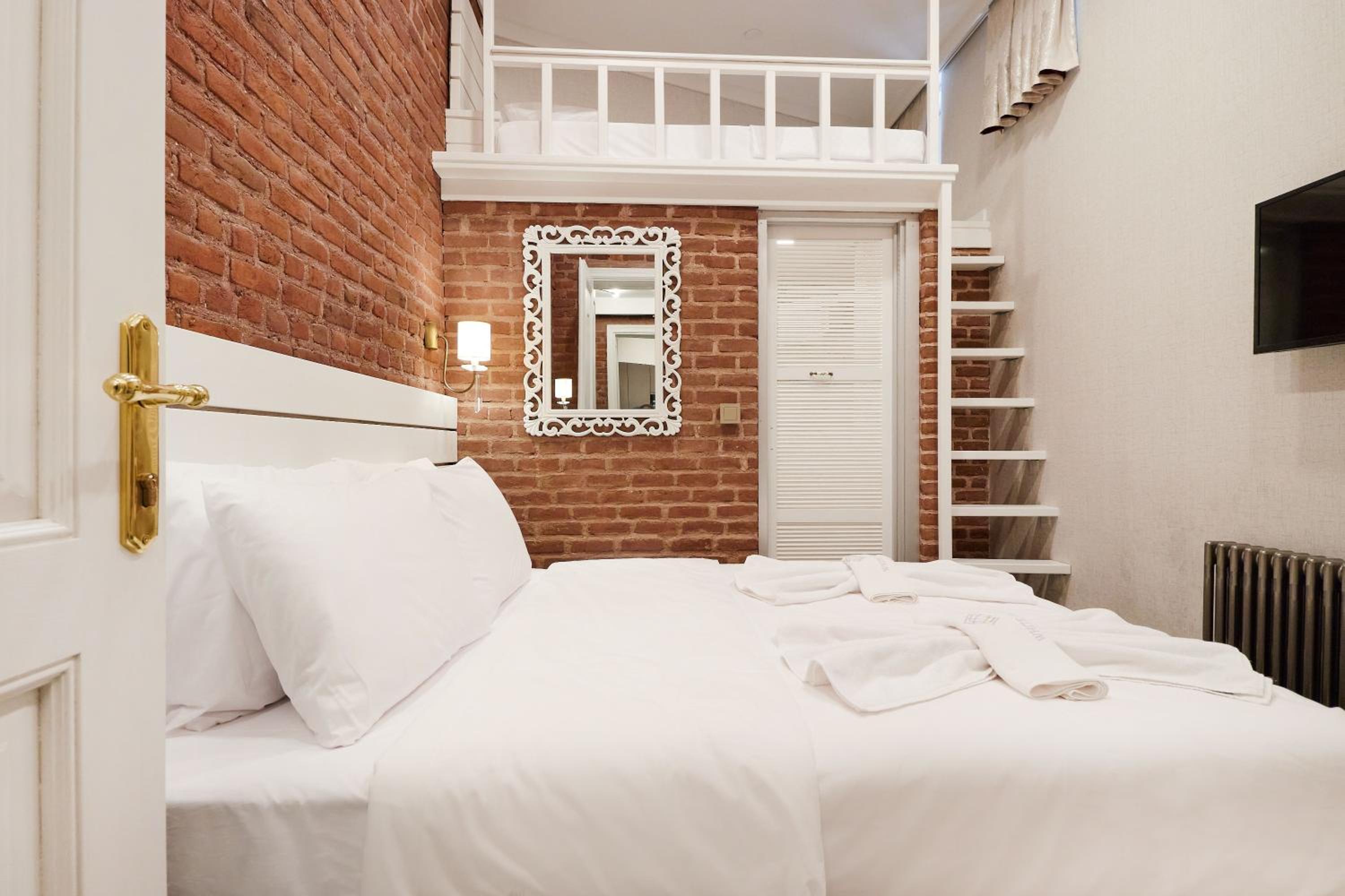 Budget Triple Room
