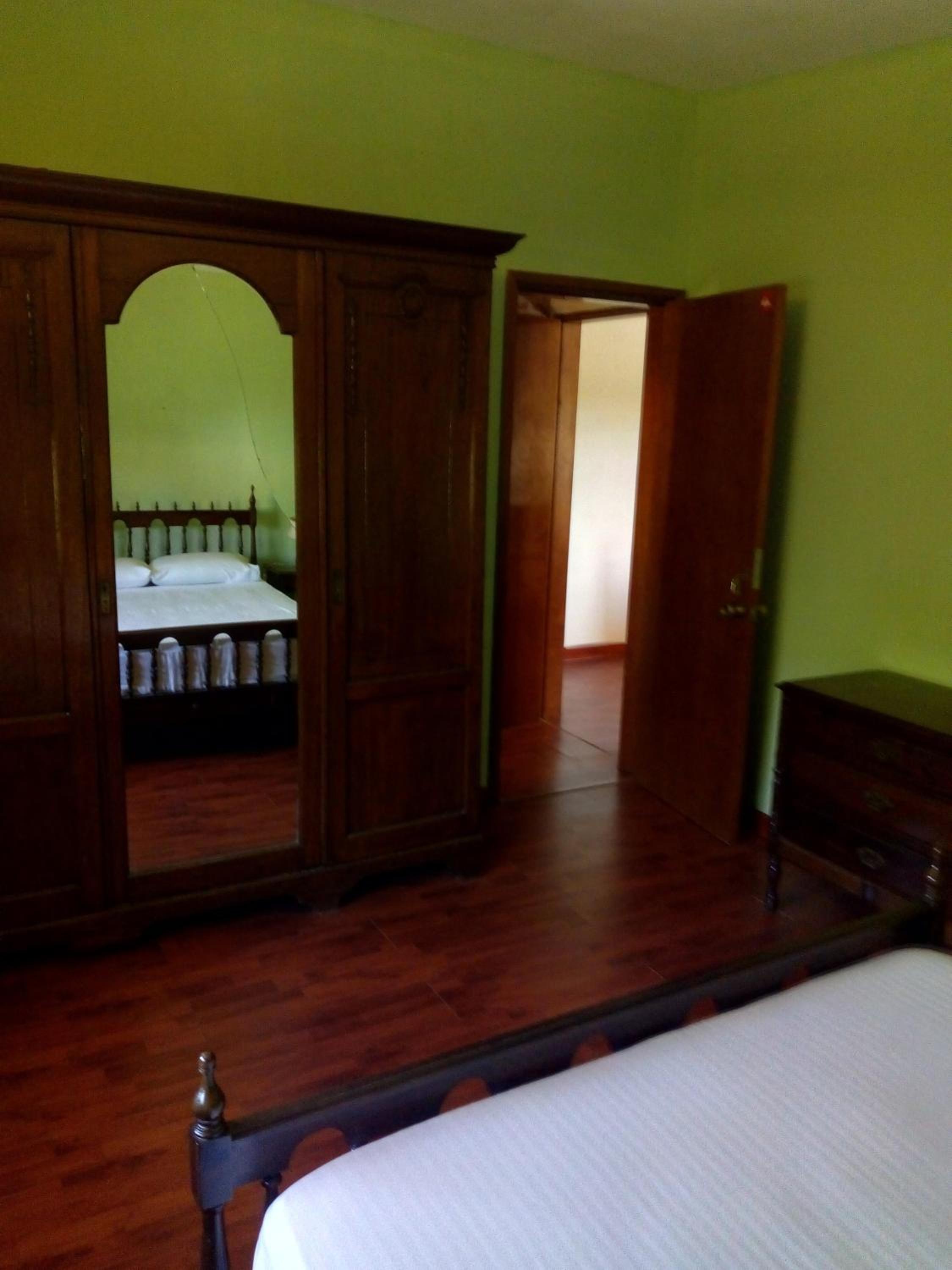 Basic Double Room photo 2