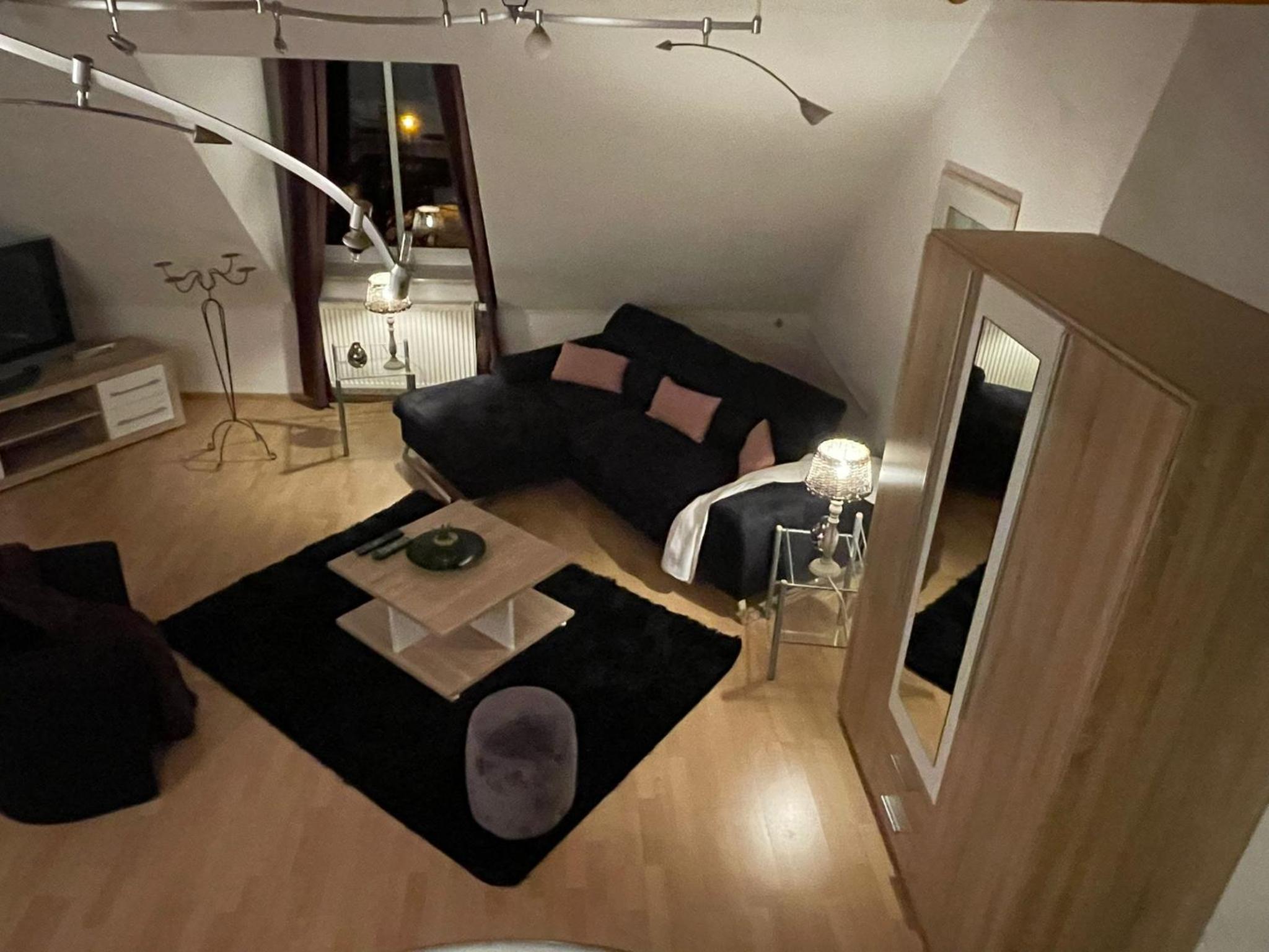 Suite - Photo 23