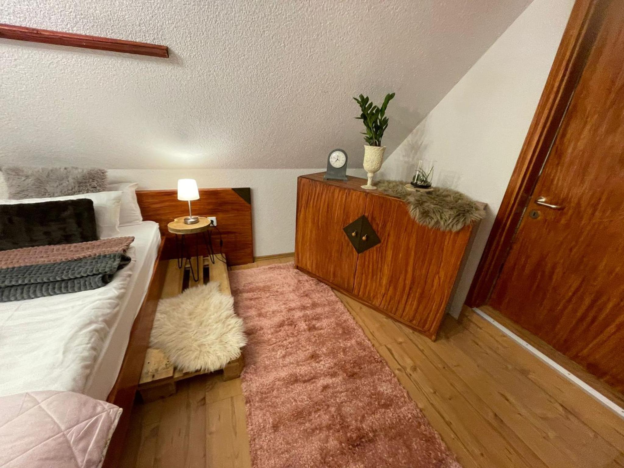 Suite - Photo 28