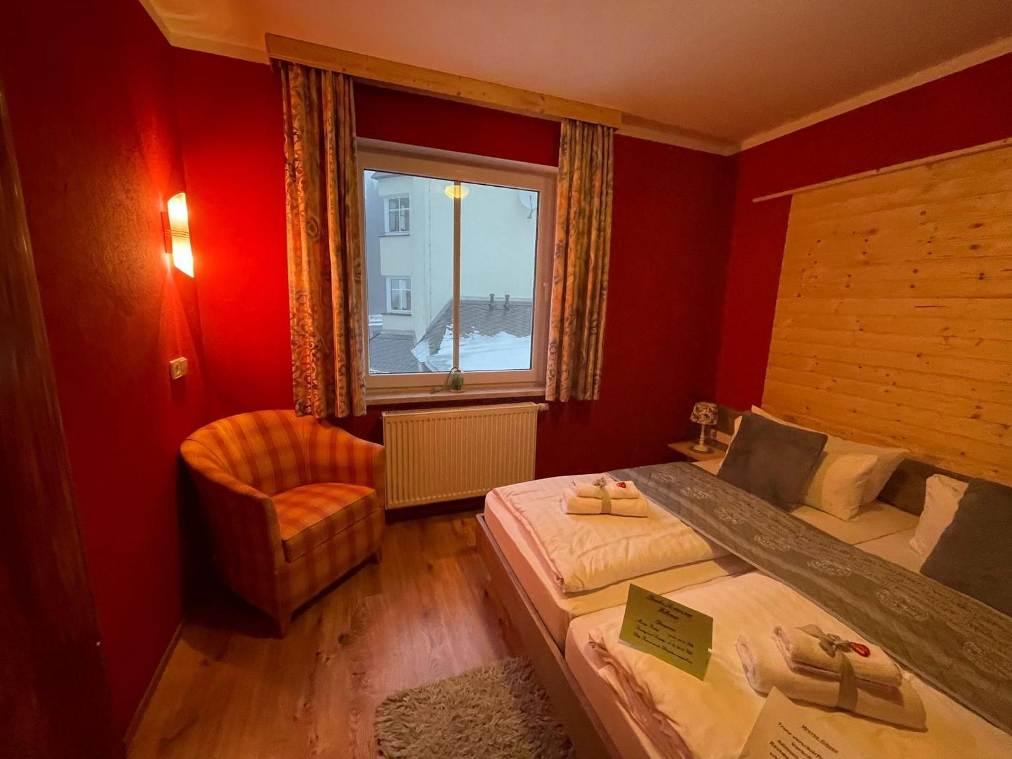 Double Room - Photo 13