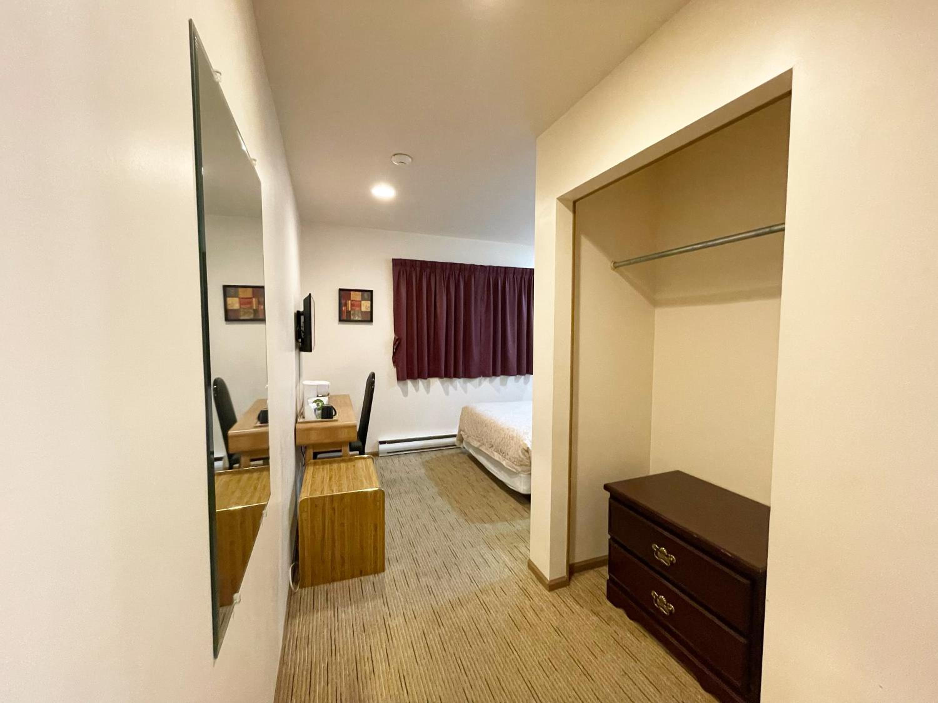 Single Room photo 3