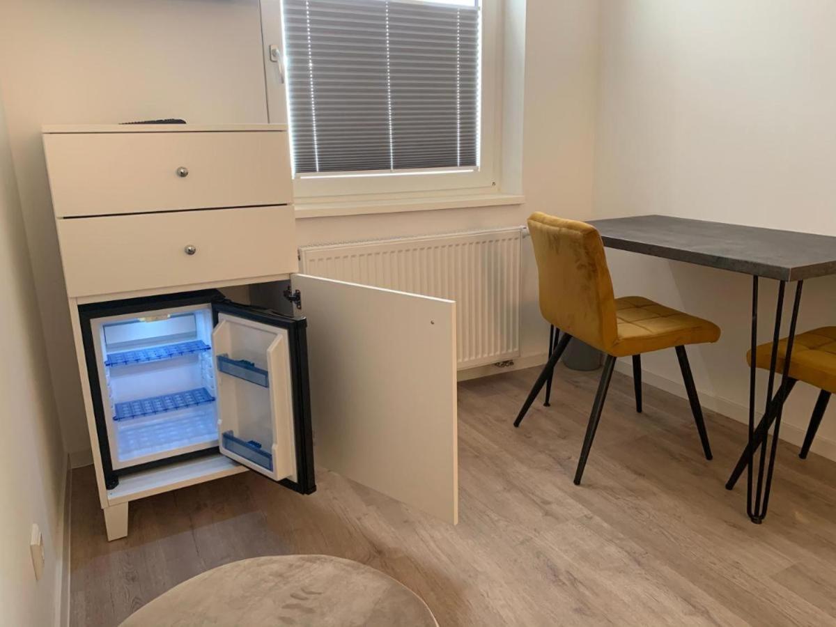 Single Room with Shared Bathroom photo 2