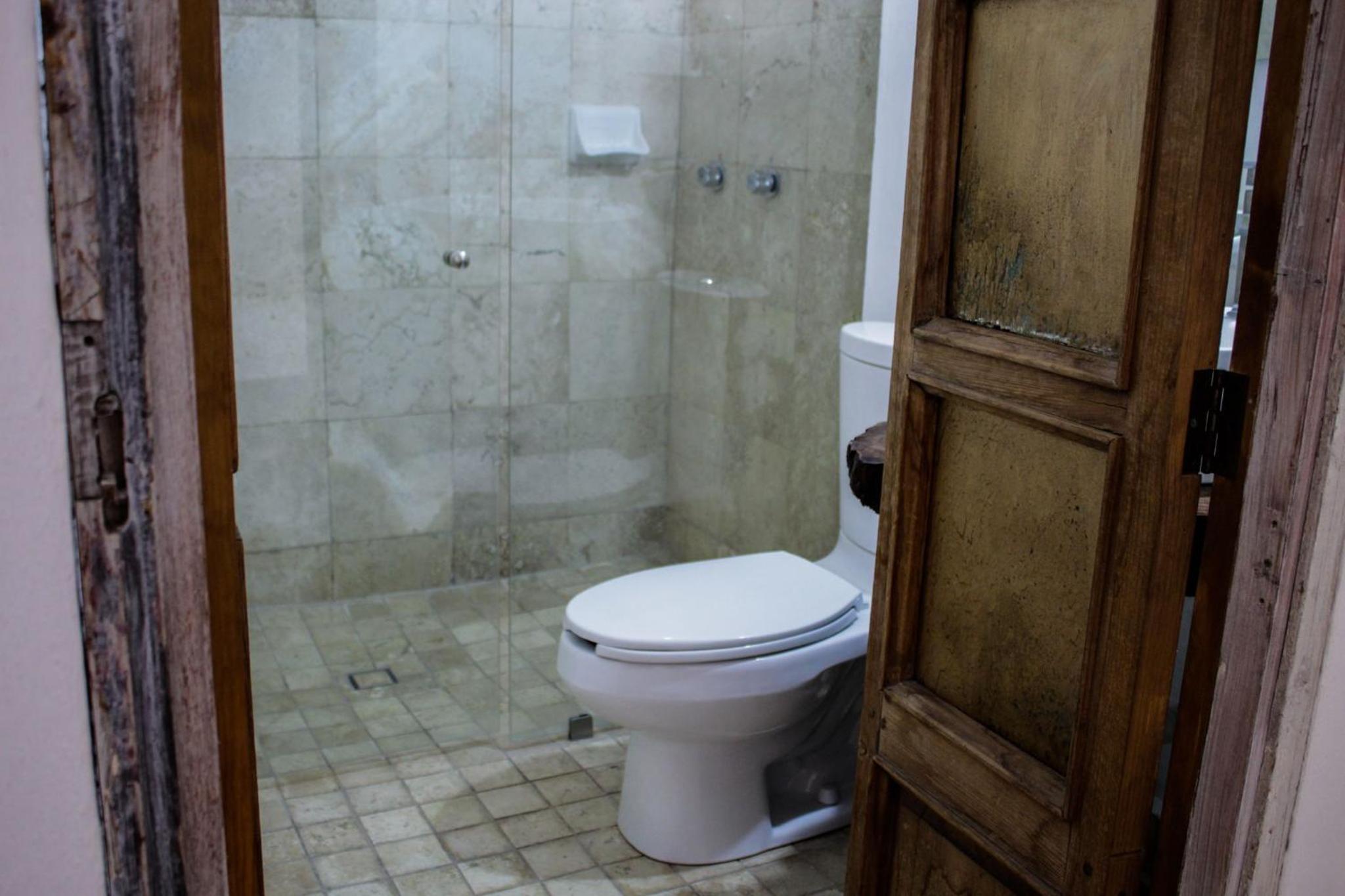 Standard Twin Room - Photo 3