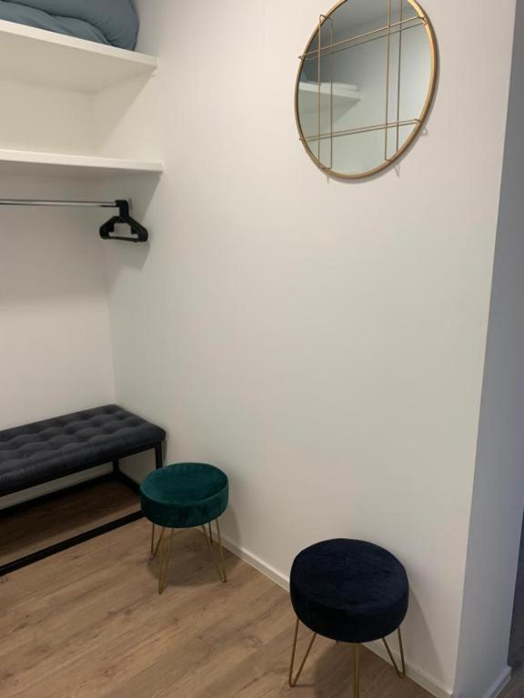 Studio Apartment - Photo 14