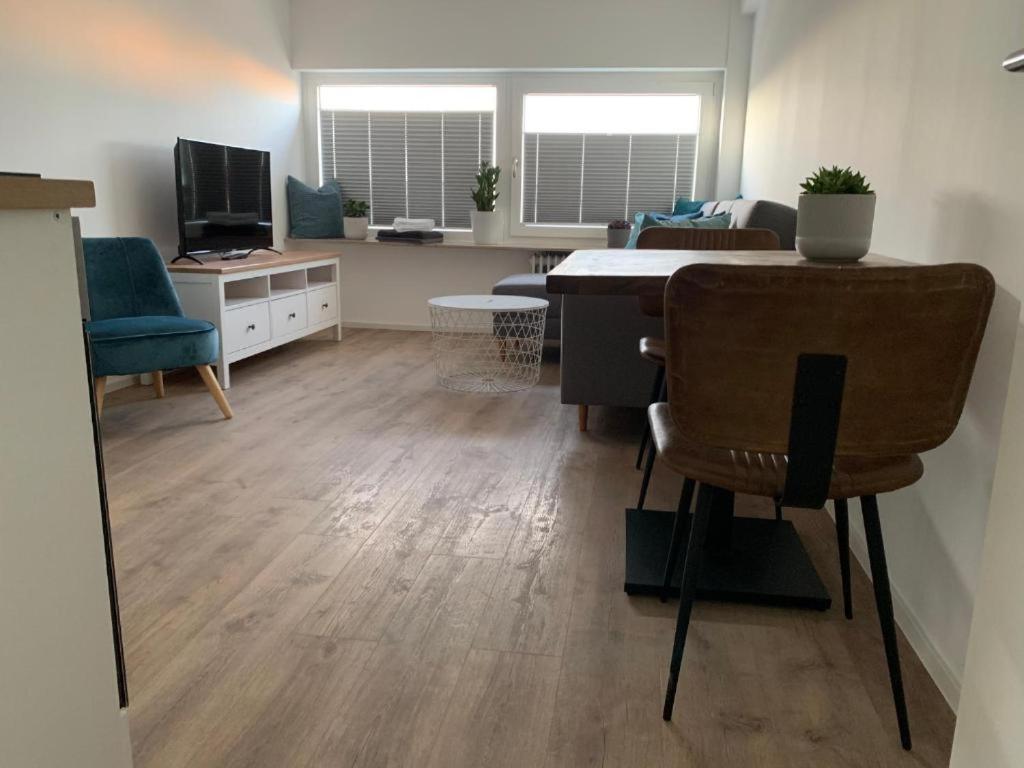 Studio Apartment - Photo 4