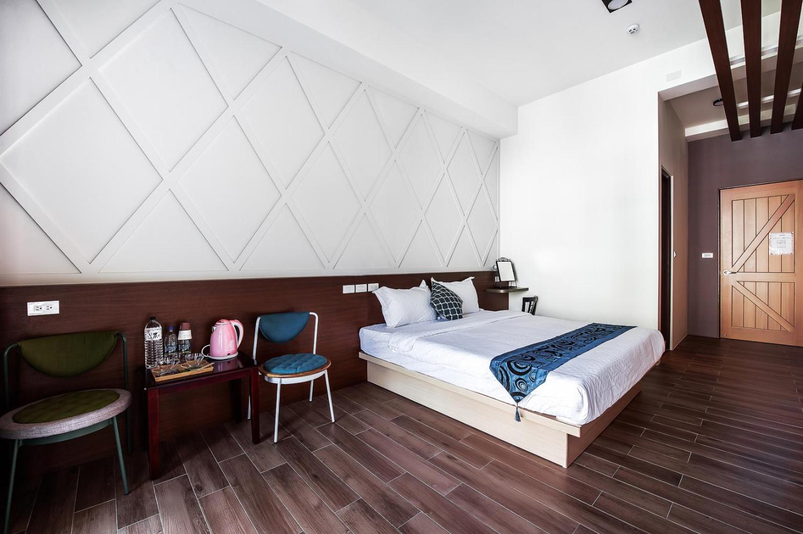 Queen Room with Balcony photo 1