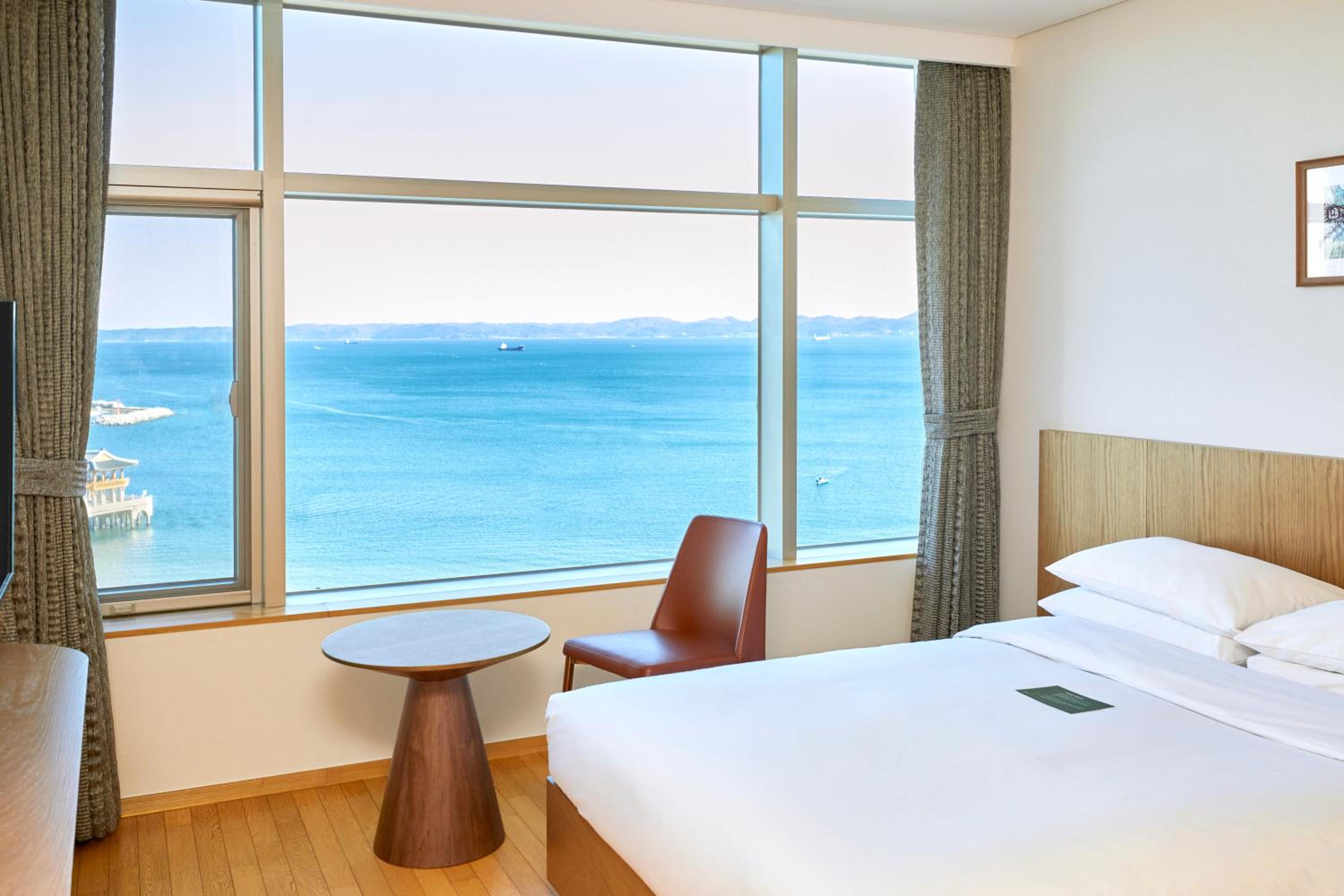 Korean-Style Deluxe Double Room photo 2