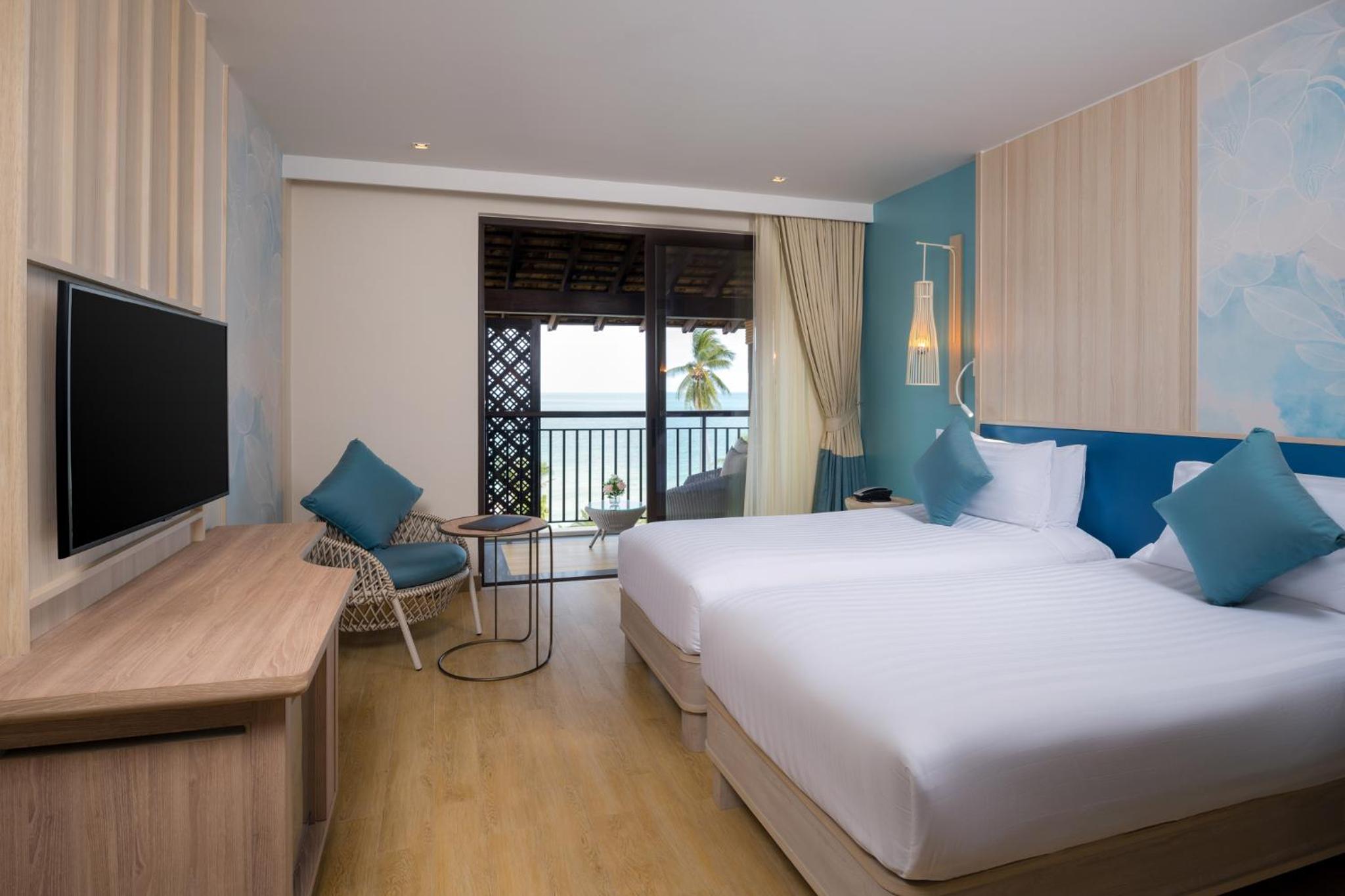 Deluxe Twin Room with Sea View - Beach Side
