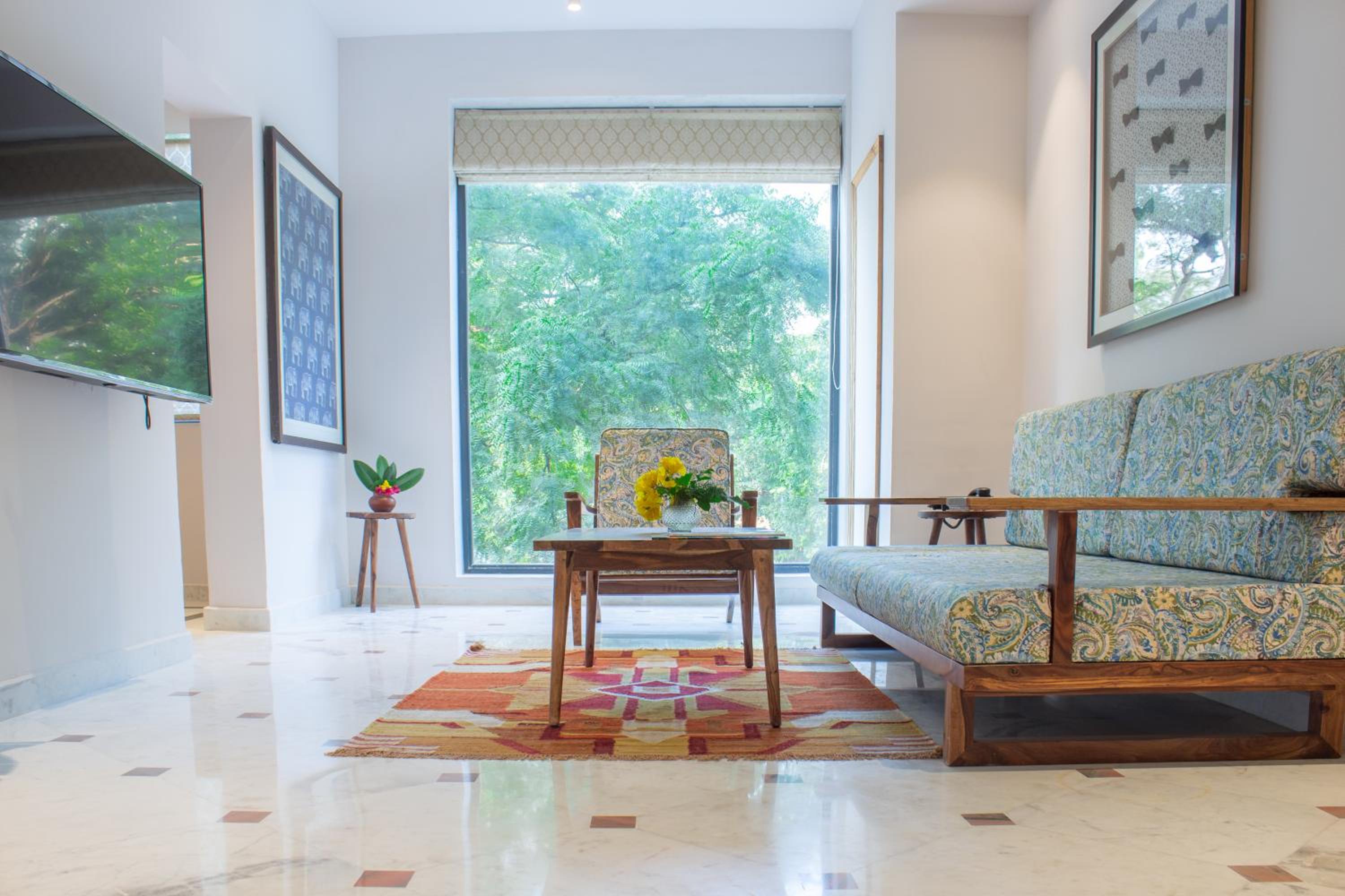 Premier Nest Suite - Photo 5