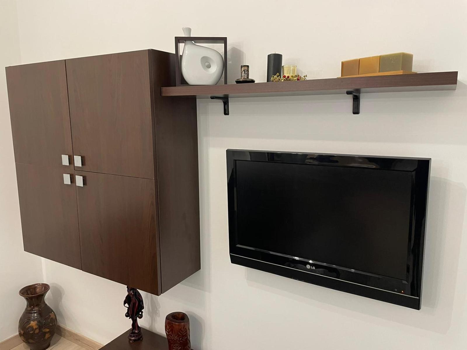 One-Bedroom Apartment - Photo 13