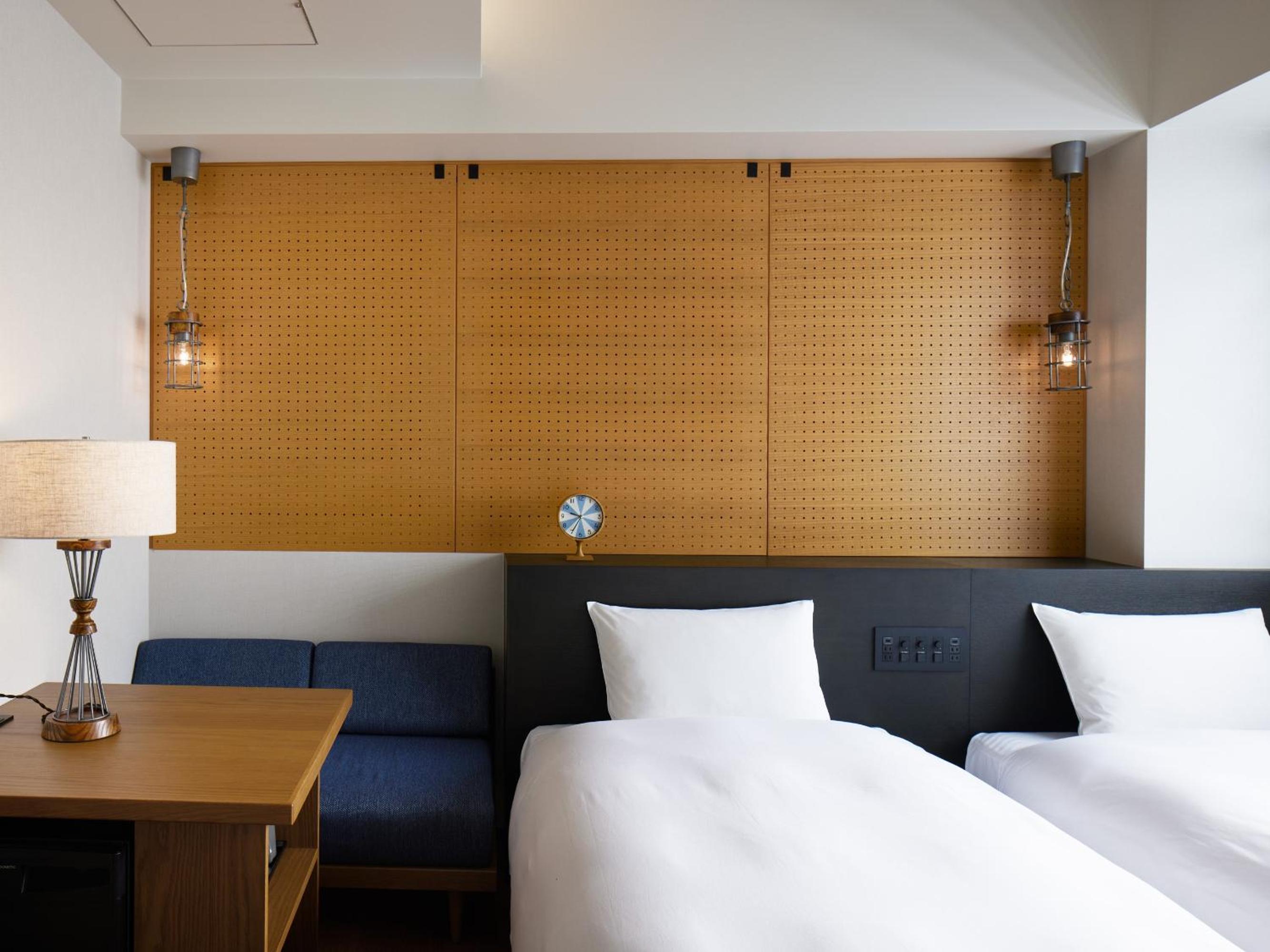 Standard Twin Room - Photo 5