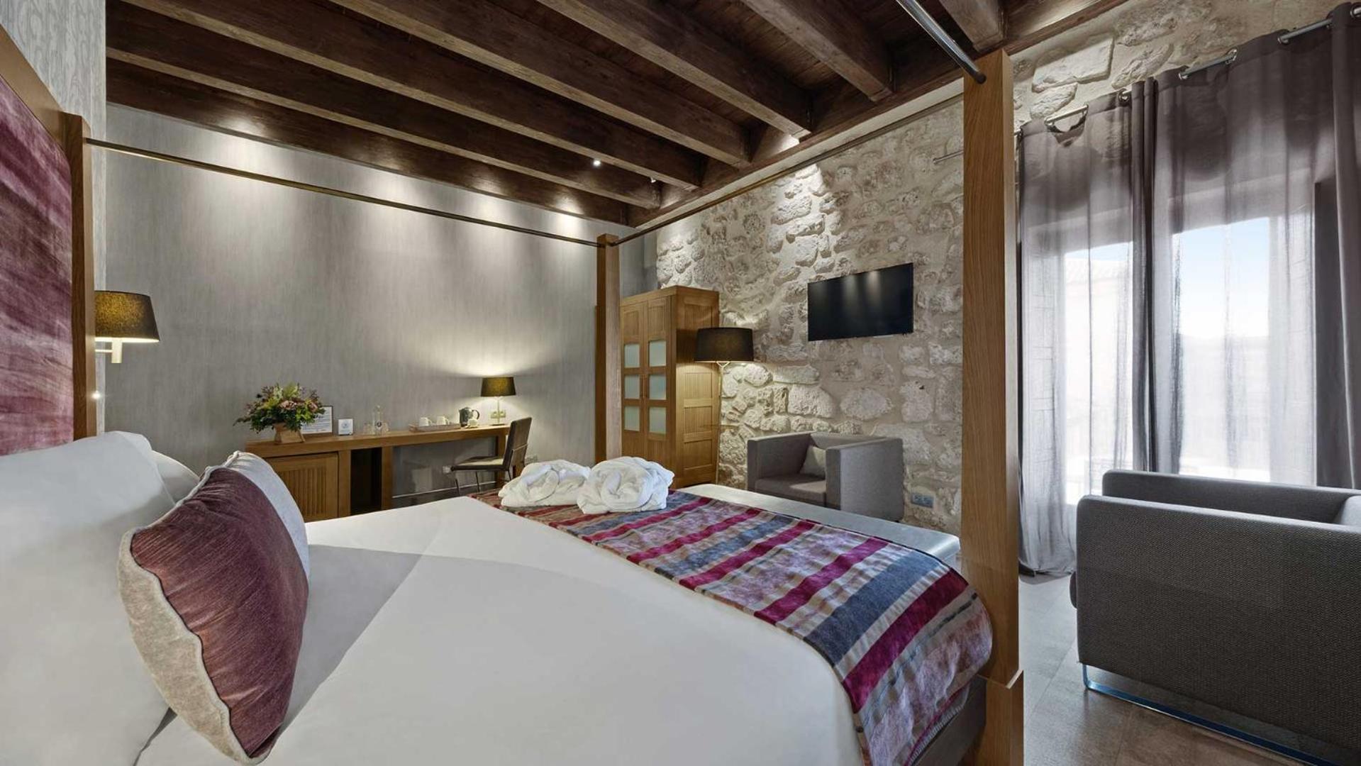 Historical Deluxe Double Room photo 3