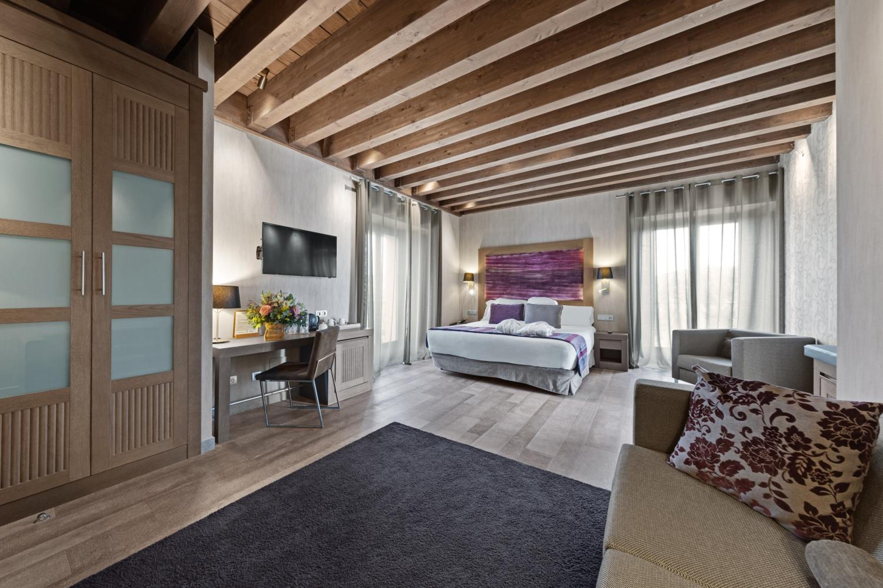 Suite Suite