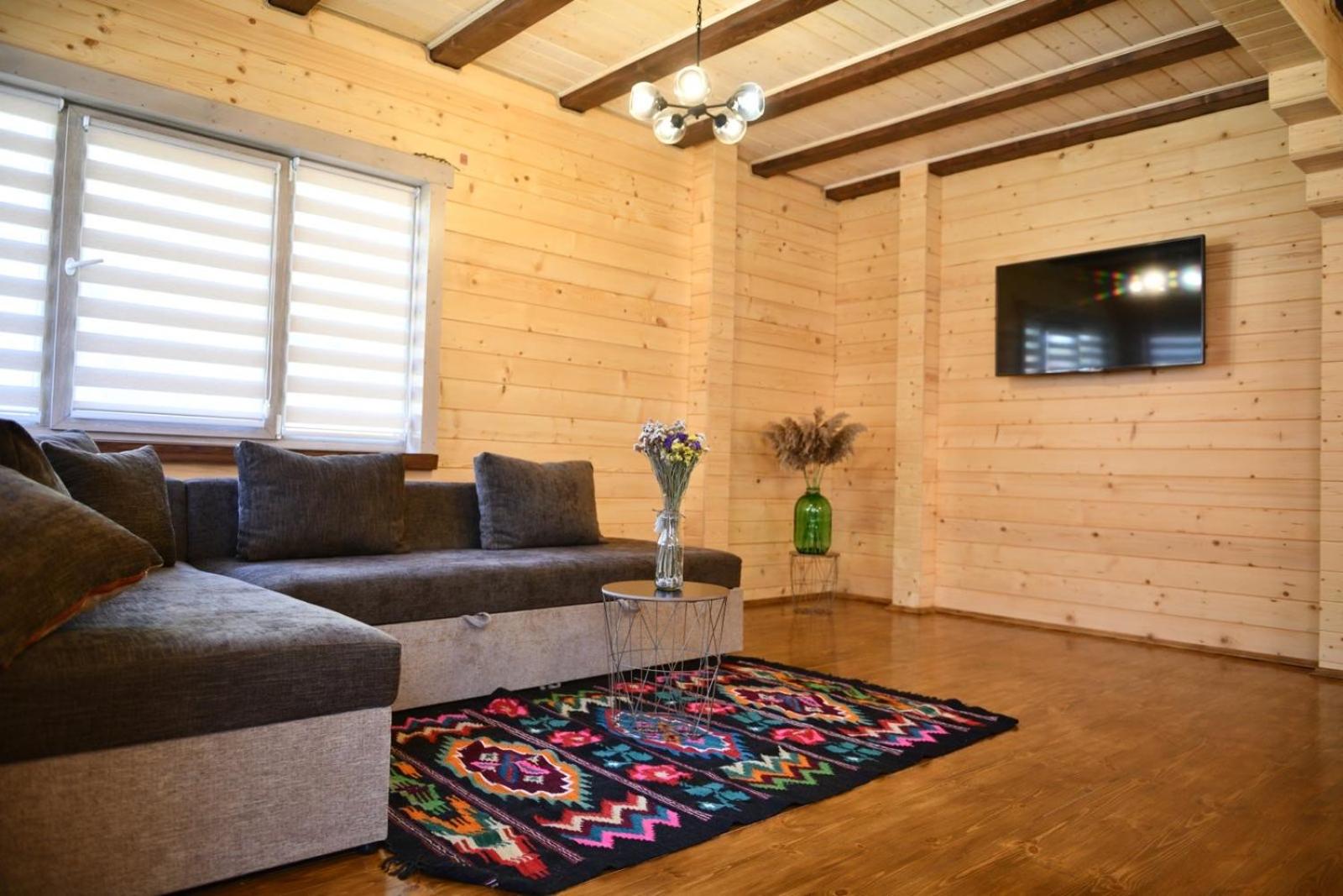 Three-Bedroom House photo 1