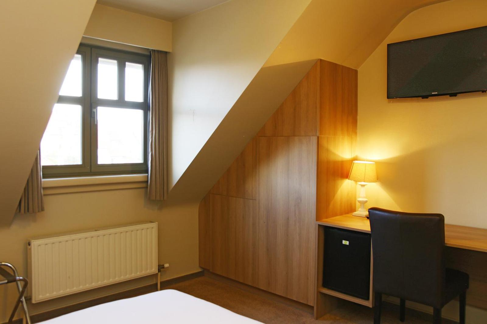 Deluxe Room - Photo 2