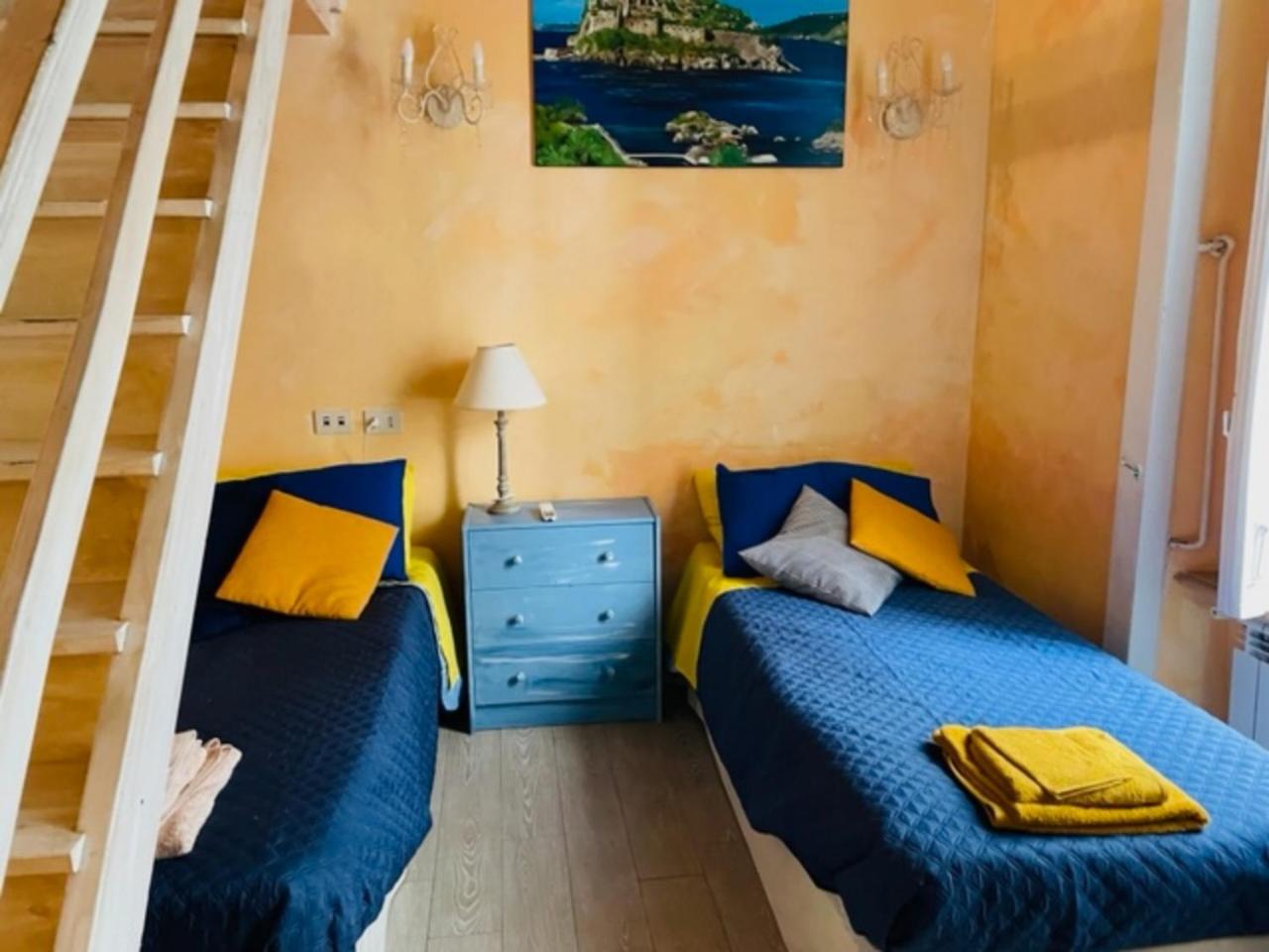 Duplex Quadruple Room
