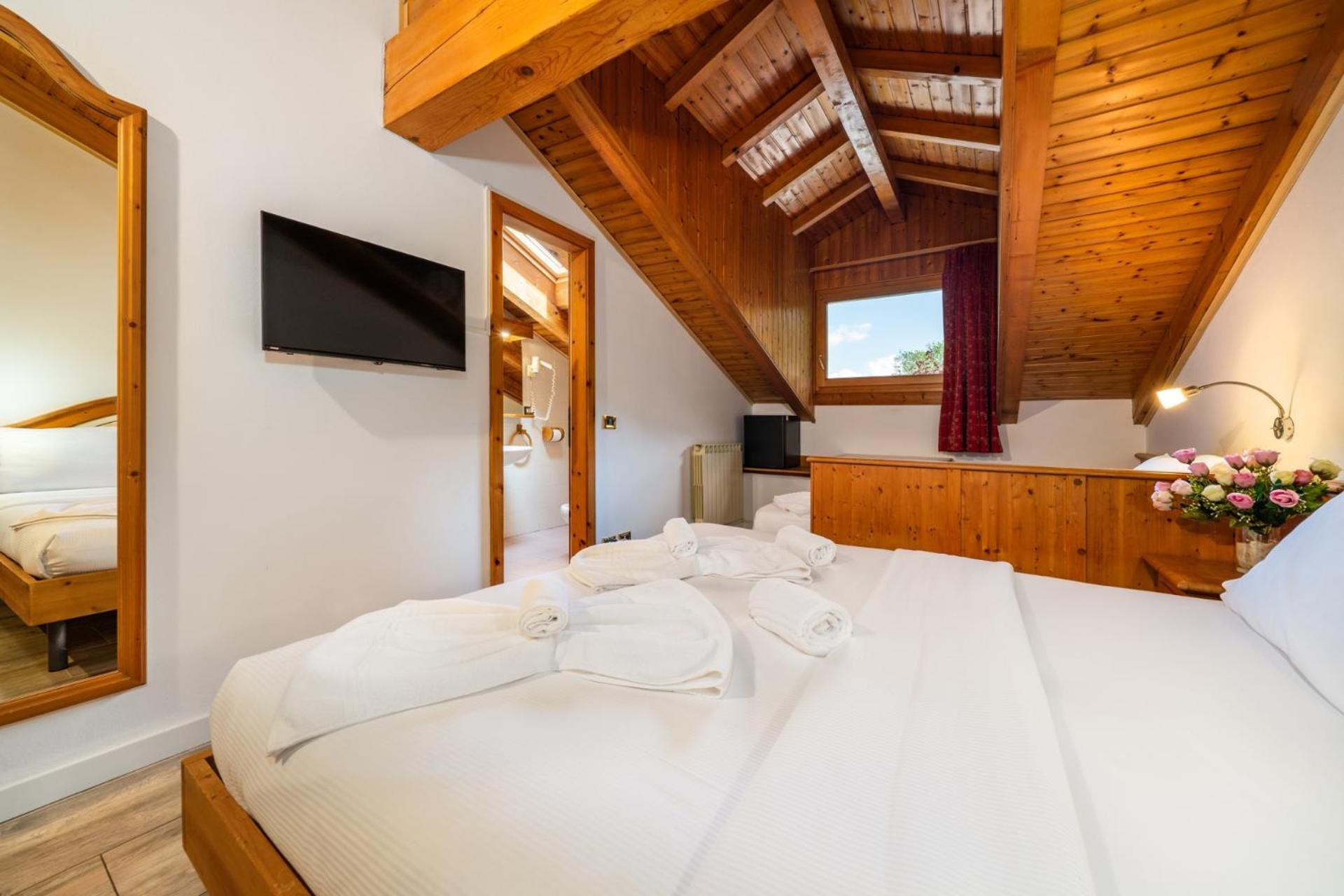 Comfort Triple Room