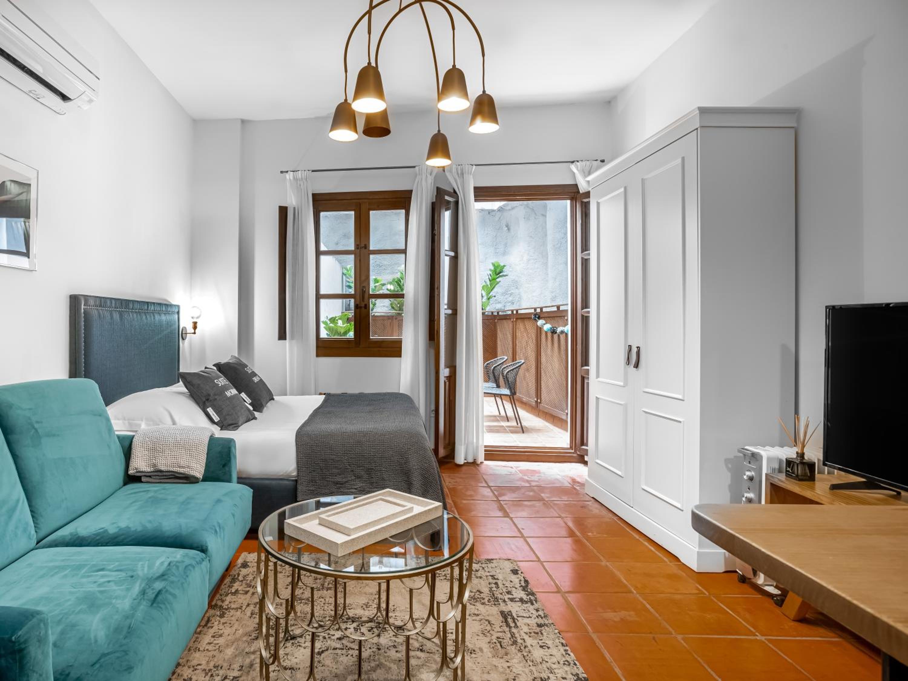 Estudio con terraza