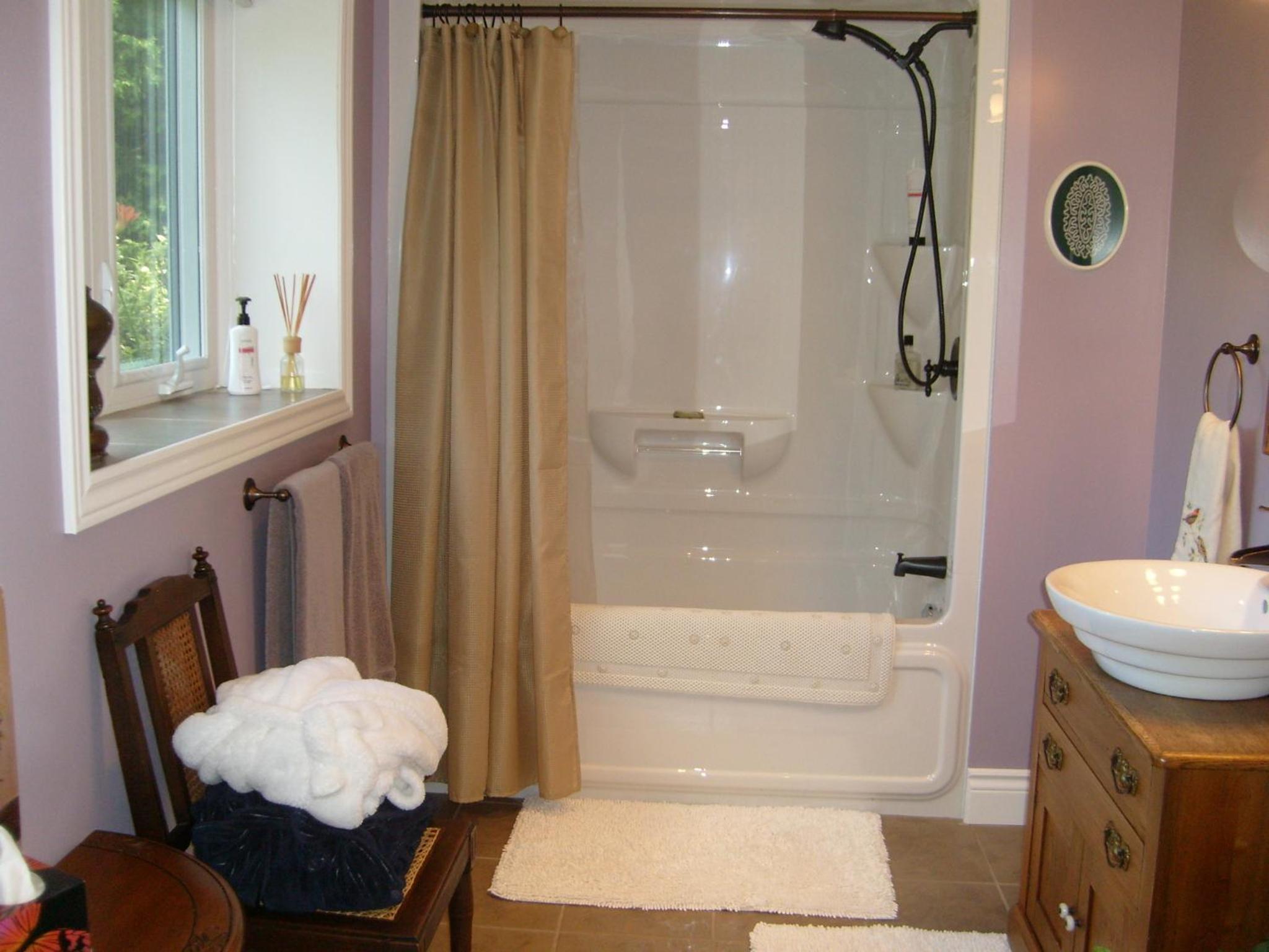 Queen Room photo 3