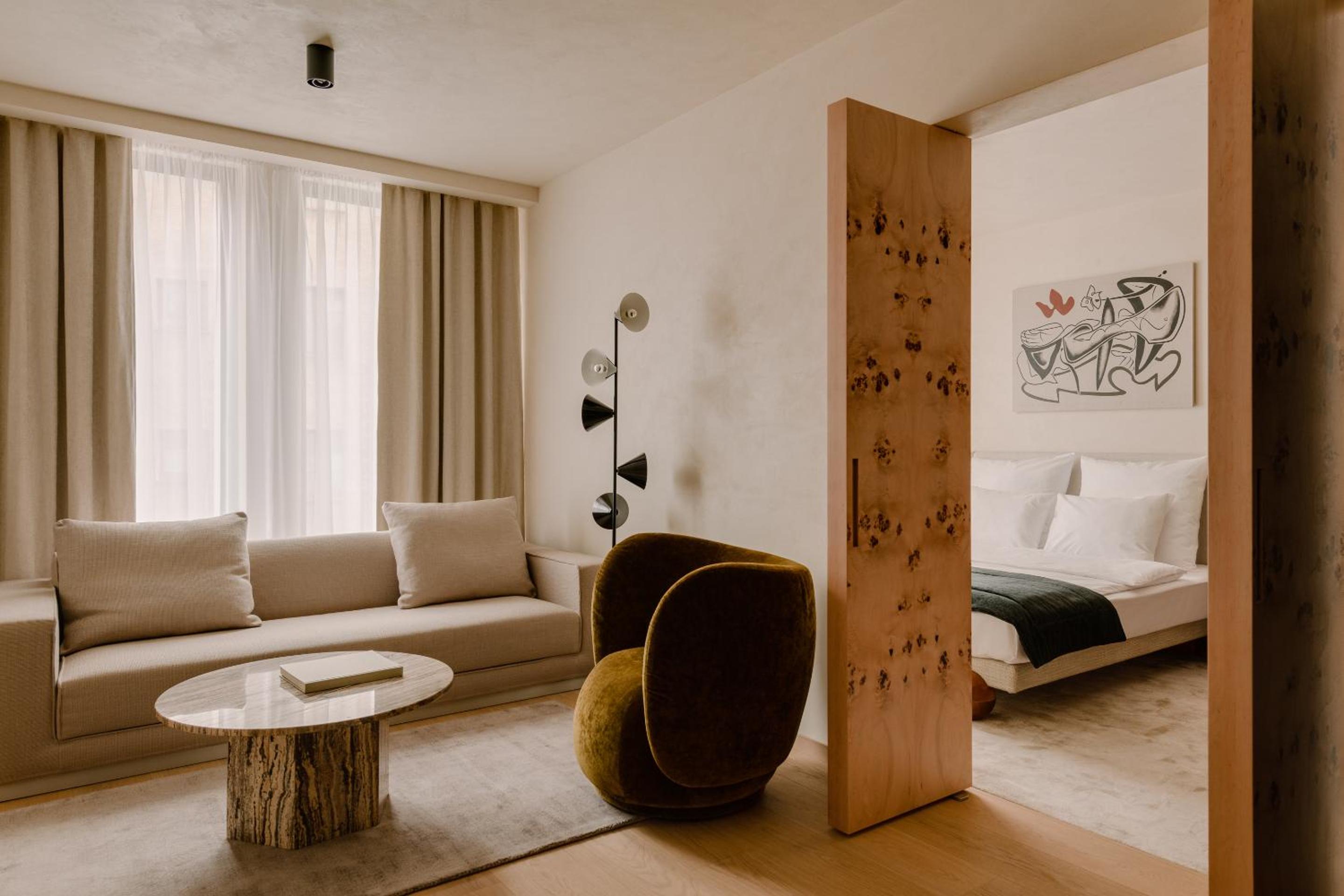 Deluxe Apartment - Photo 3