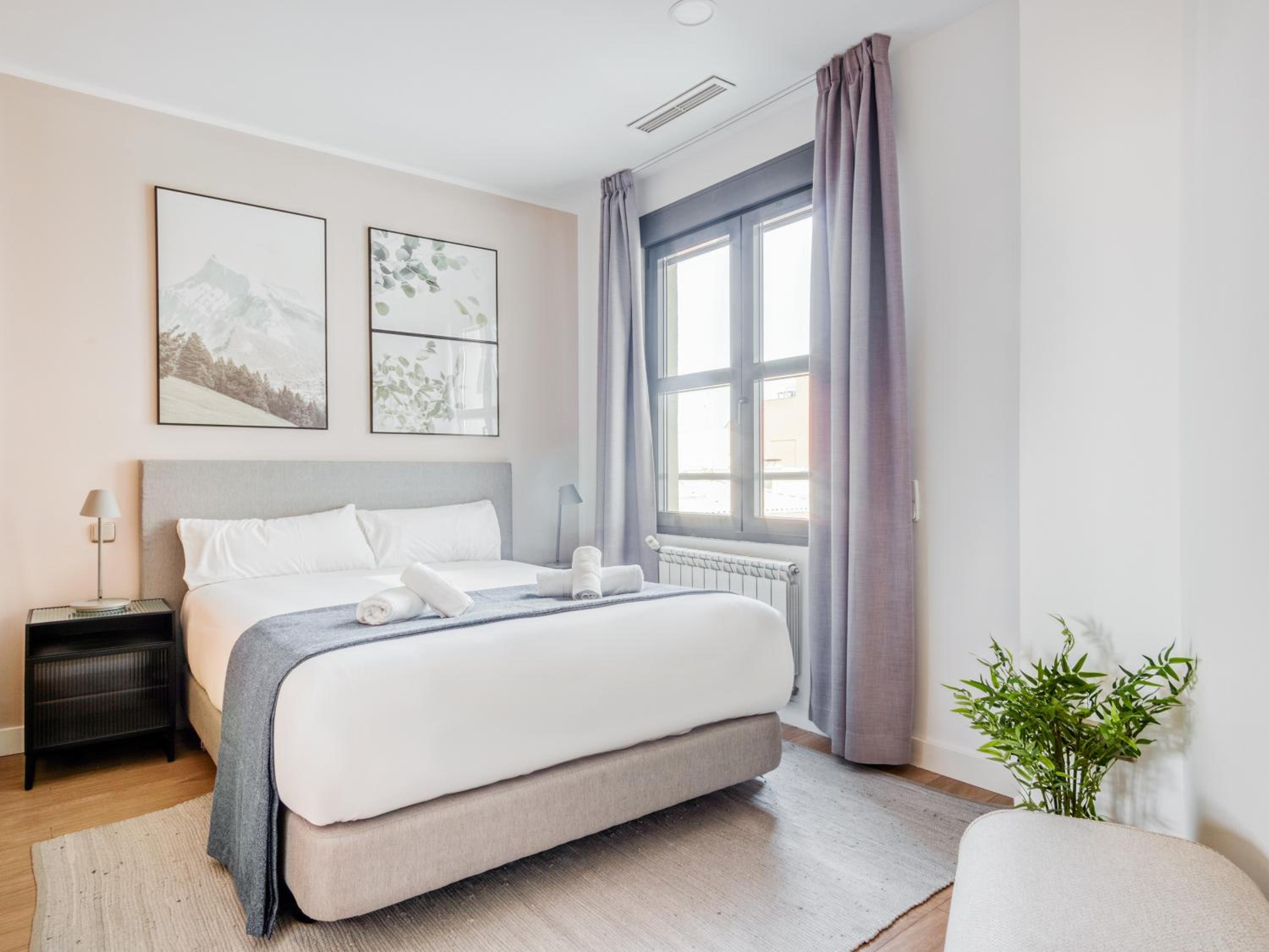 One-Bedroom Apartment XXL with rooftop terrace - Photo 2